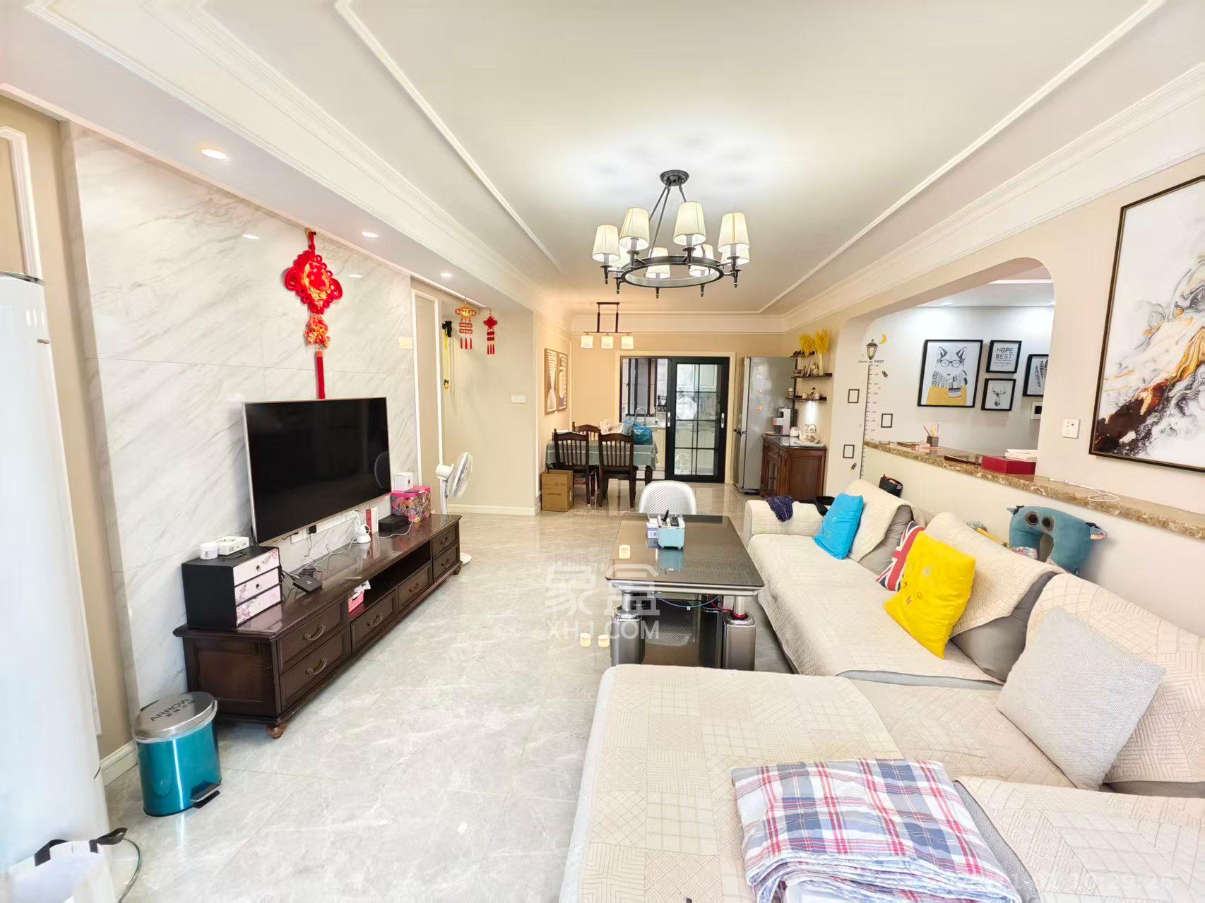 鑫远悦城（鑫远悦时代）  4室2厅2卫    3600.0元/月室内图