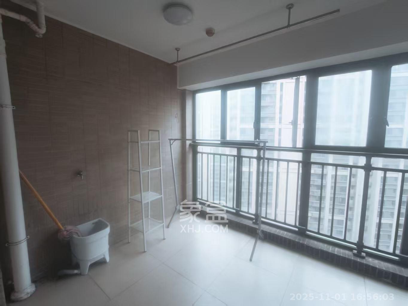 时代倾城二期  2室2厅2卫    1800.0元/月室内图