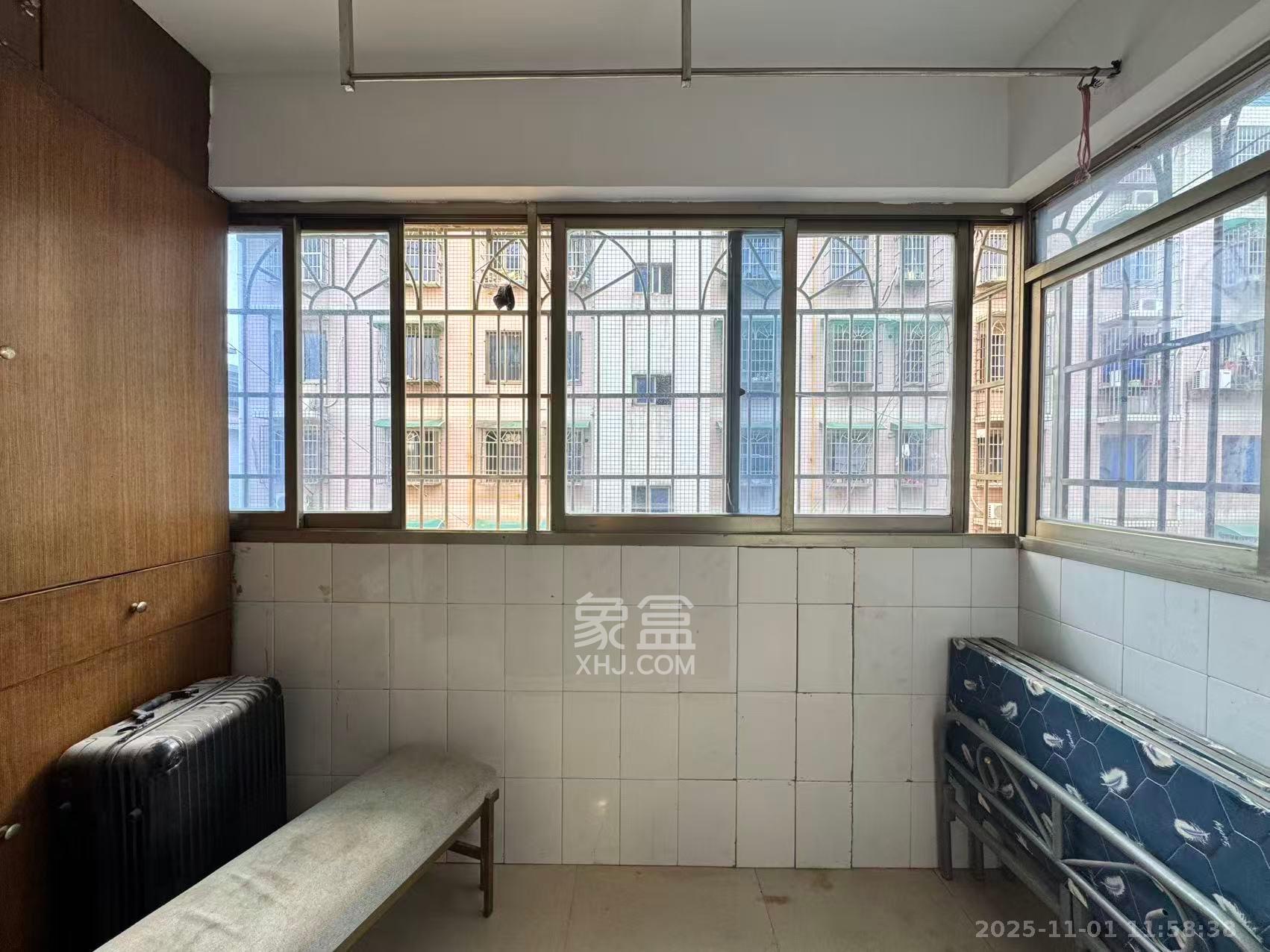 安居乐公寓  2室2厅1卫    2200.0元/月室内图