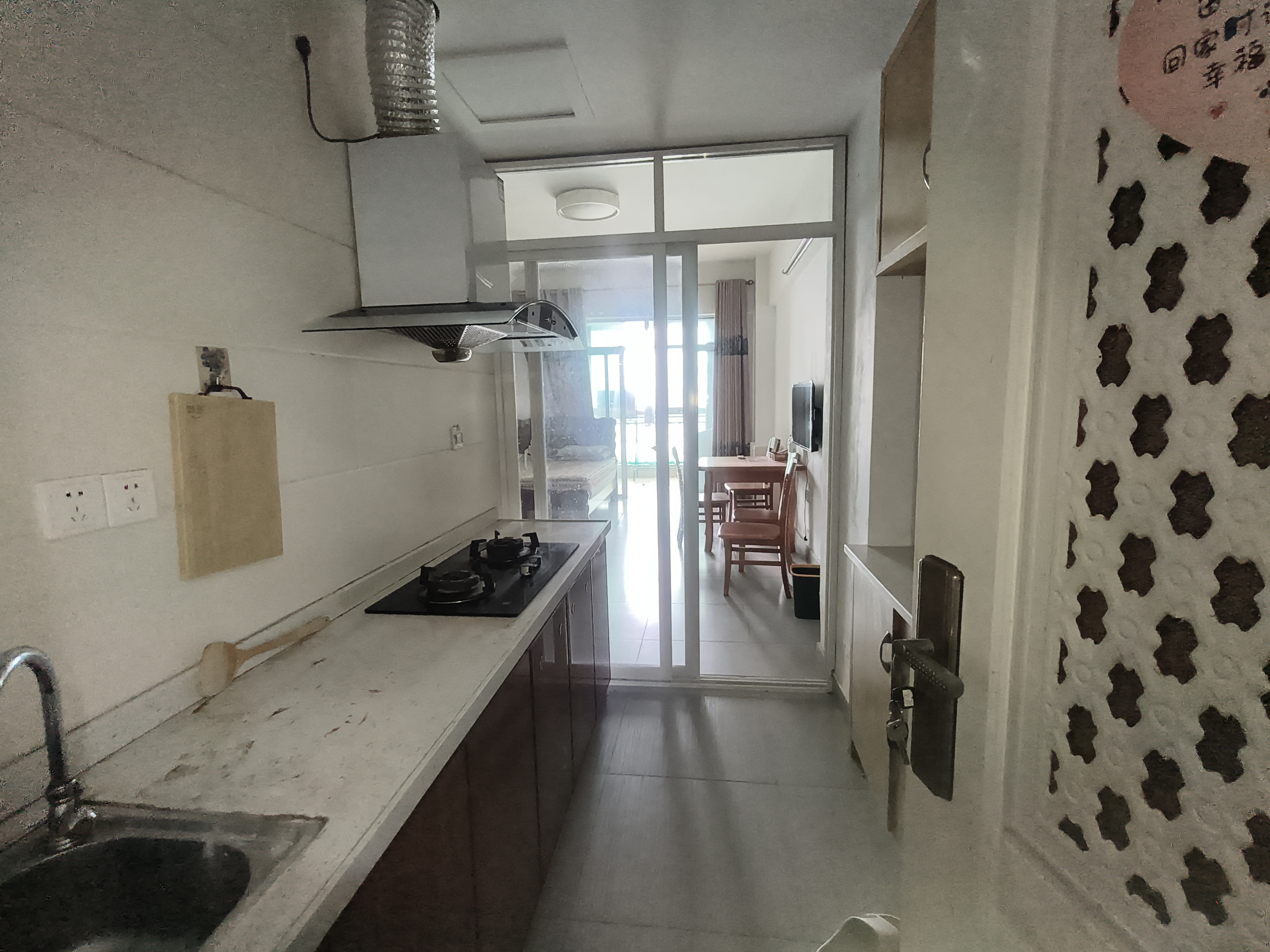 国公馆 1室0厅1卫 1500.0元/月 国公馆 1室0厅1卫 1500.0元/月室内图