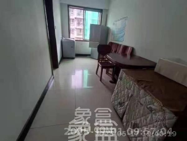 中南汽车世界  2室2厅1卫    1100.0元/月室内图