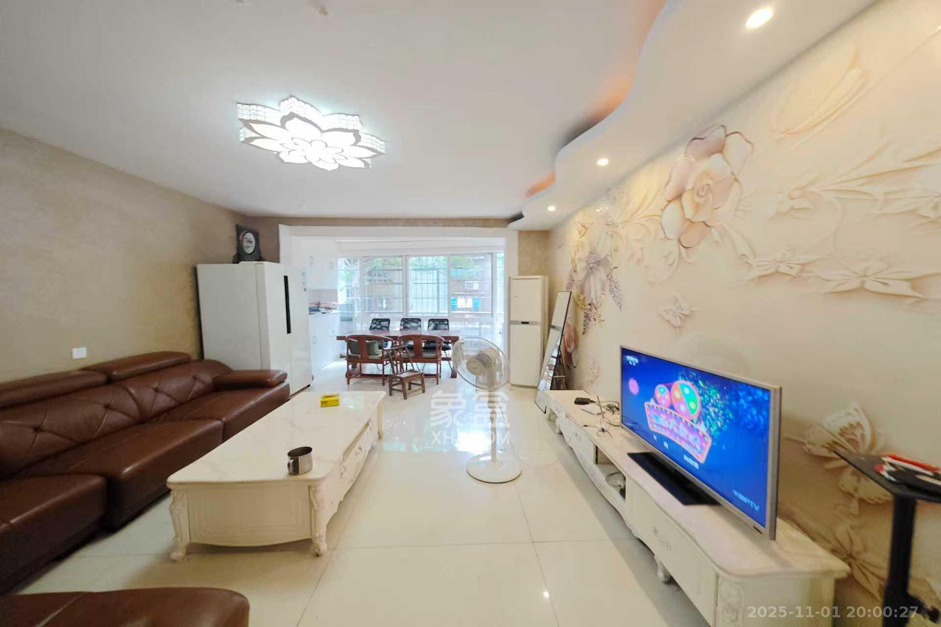 福乐康城  3室2厅2卫    3000.0元/月