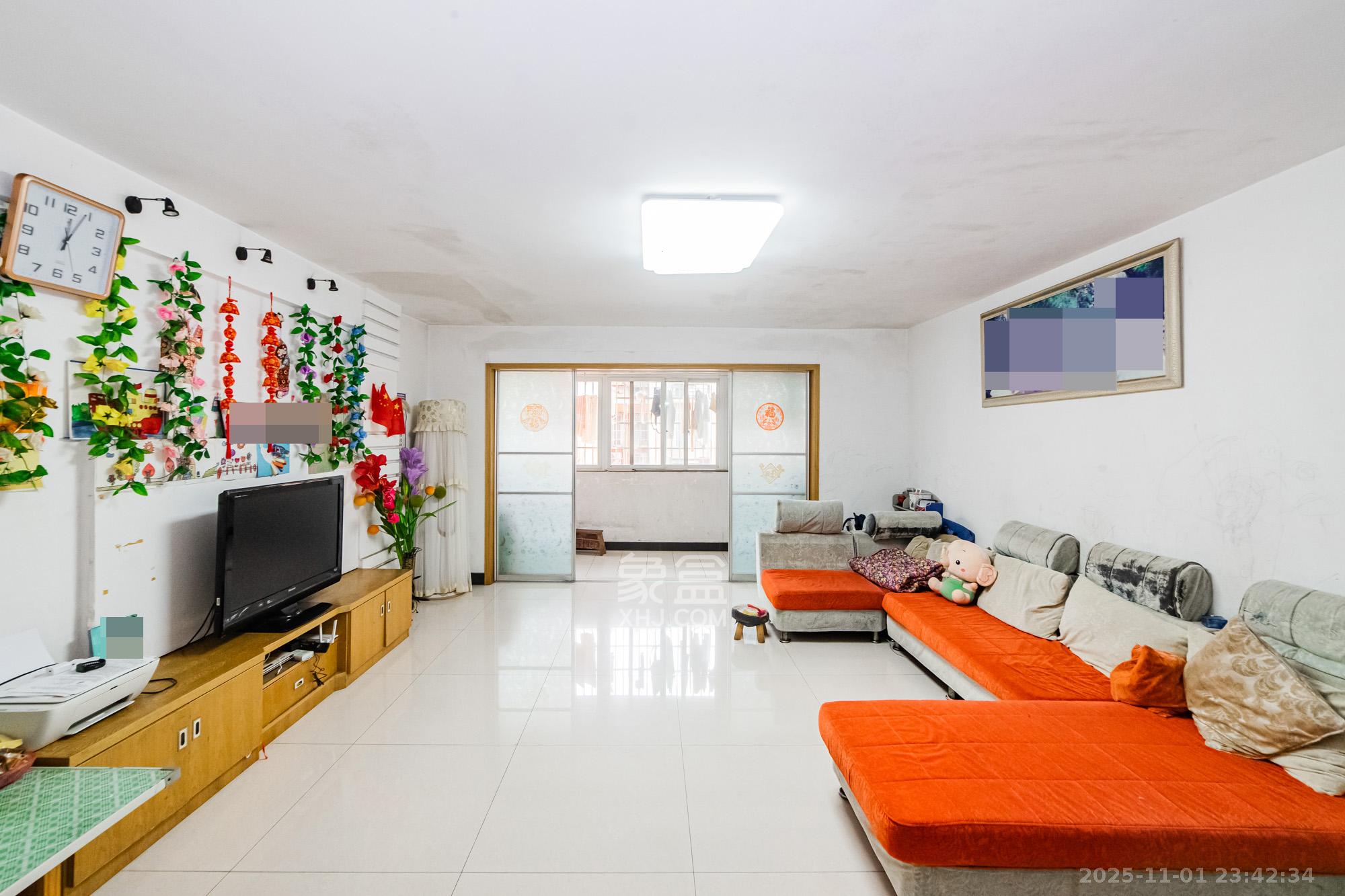 金达家园  3室2厅2卫    68.0万