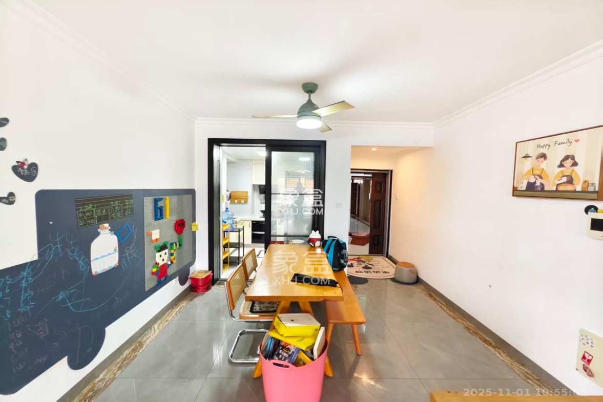 鑫远悦城(鑫远悦时代) 3室2厅1卫 2400.0元/月 鑫远悦城(鑫远悦时代) 3室2厅1卫 2400.0元/月室内图