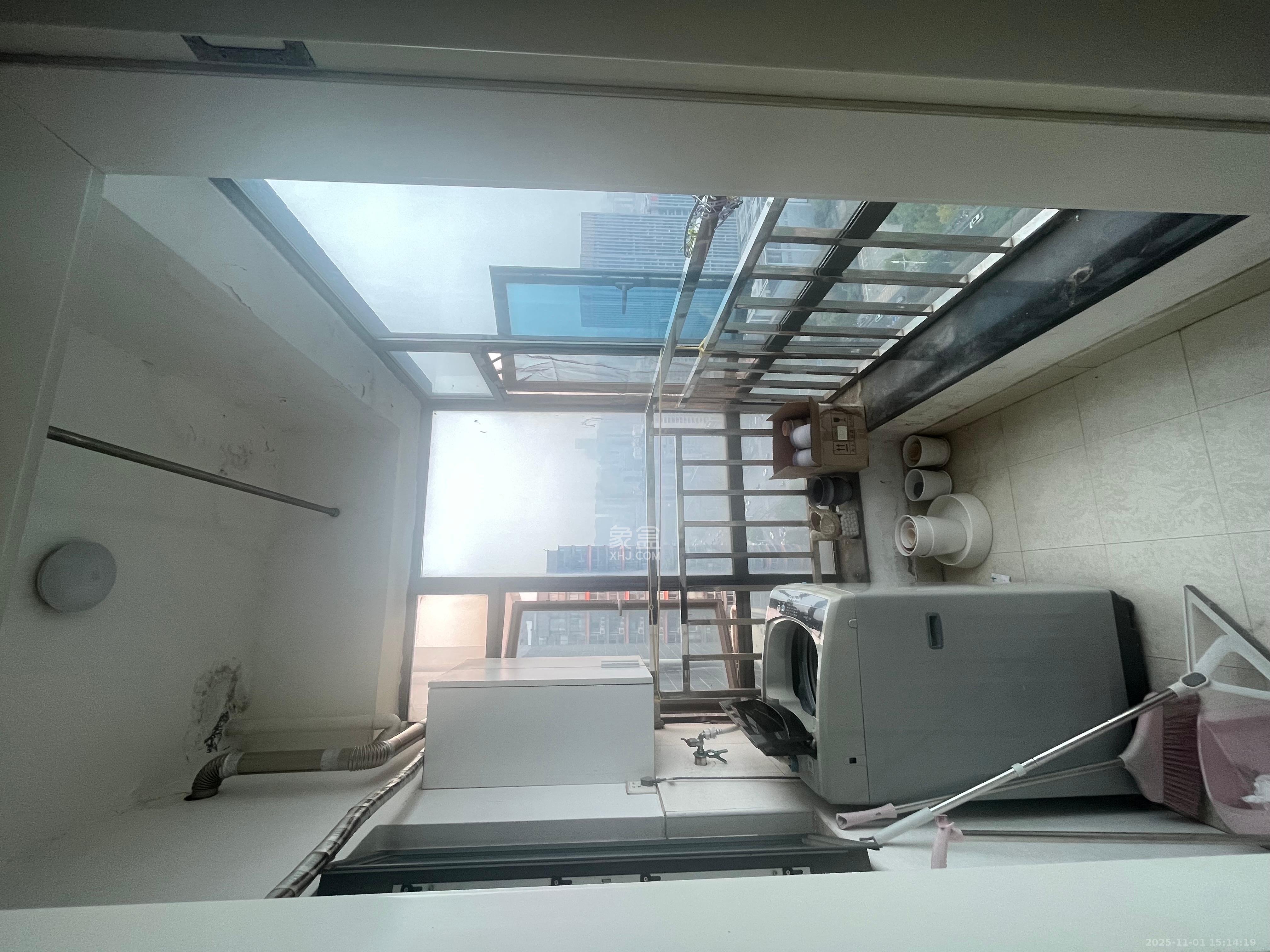 BOBO天下城(CTA财富中心) 1室1厅1卫 1800.0元/月 BOBO天下城(CTA财富中心) 1室1厅1卫 1800.0元/月室内图