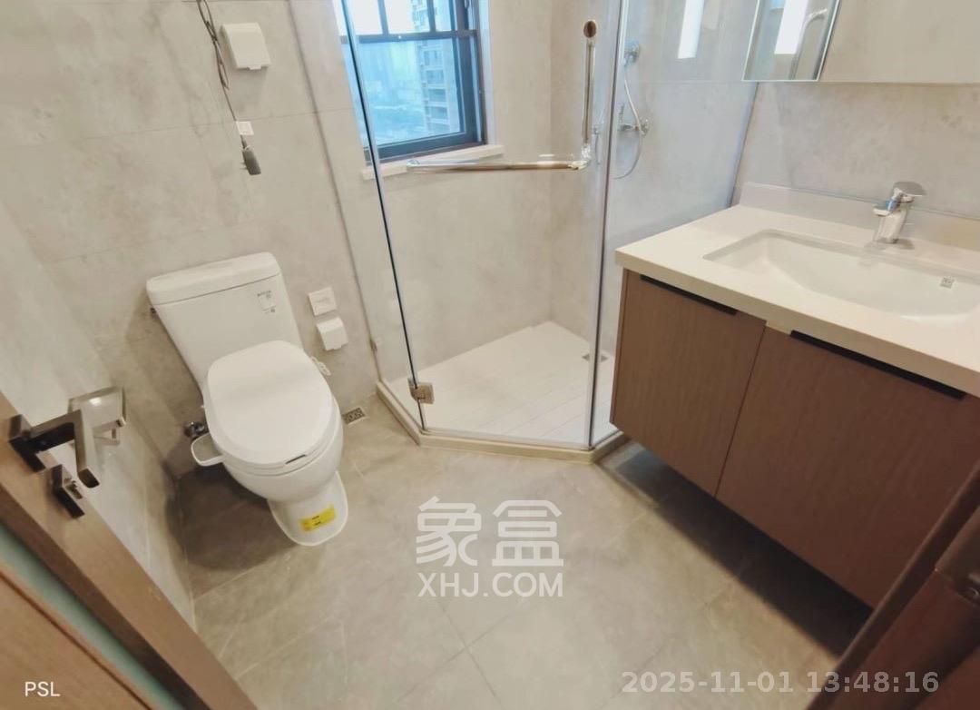 龙湖铂金中心(龙湖春江郦城) 3室2厅2卫 4500.0元/月 龙湖铂金中心(龙湖春江郦城) 3室2厅2卫 4500.0元/月室内图