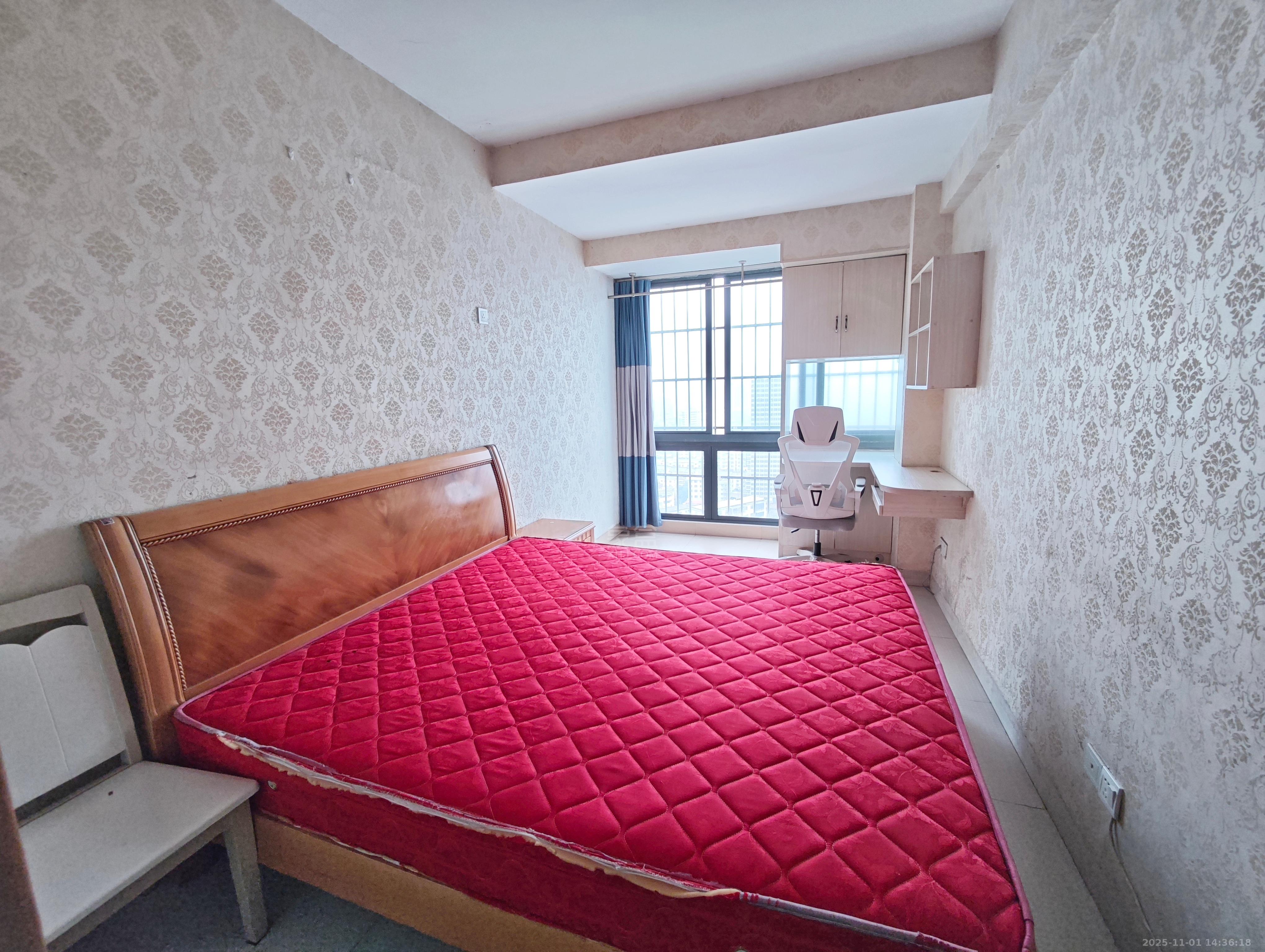 丰园大厦  2室1厅1卫    1300.0元/月 丰园大厦  2室1厅1卫    1300.0元/月室内图