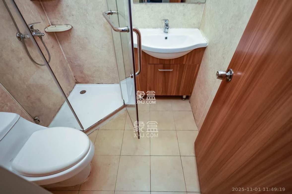 麓谷小镇 3室2厅1卫 2800.0元/月 麓谷小镇 3室2厅1卫 2800.0元/月室内图