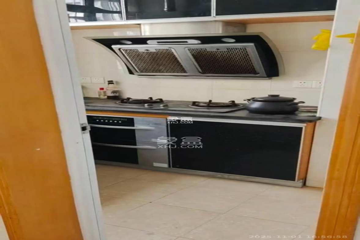 鑫远杰座 2室2厅1卫 1800.0元/月 鑫远杰座 2室2厅1卫 1800.0元/月室内图