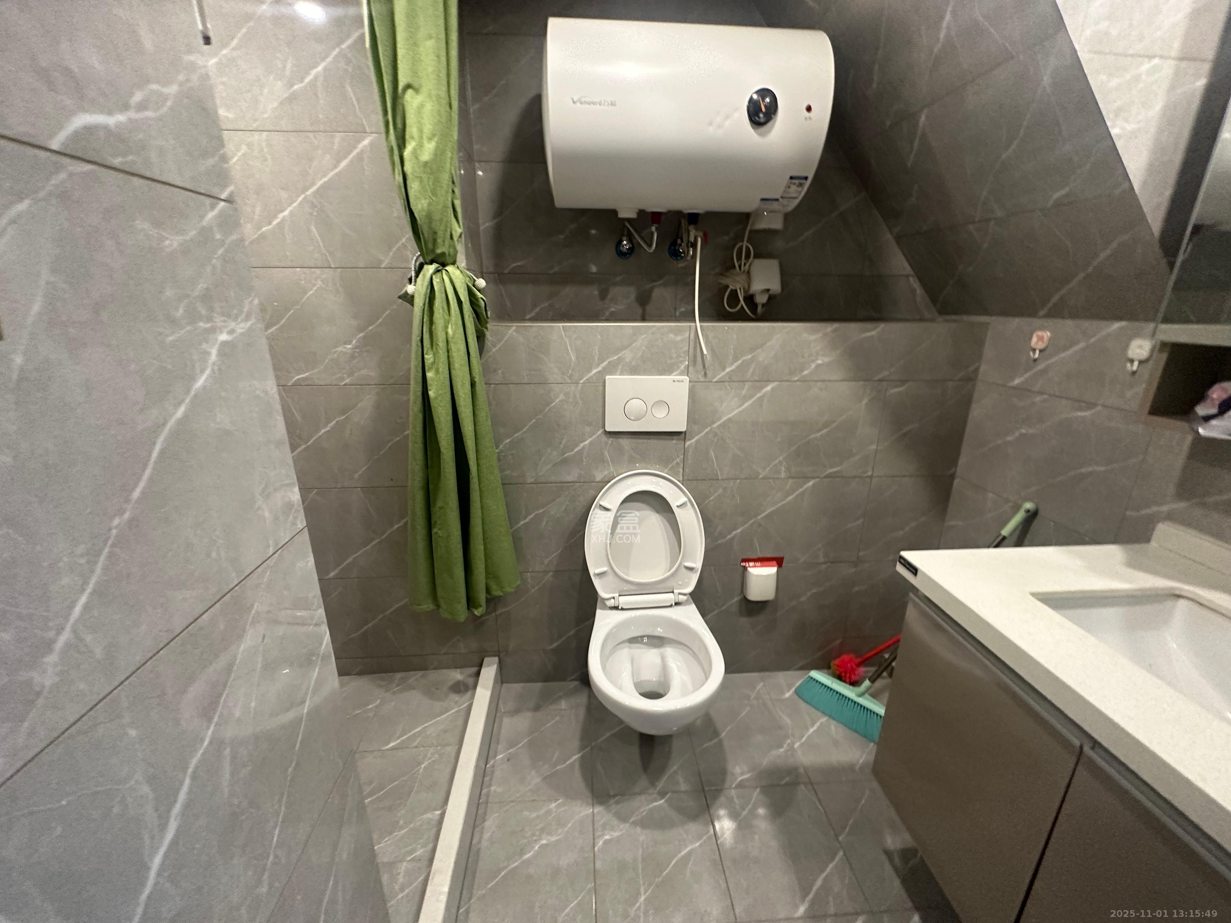 中一鲲出(鲲鹏府)  2室1厅1卫    2800.0元/月 中一鲲出(鲲鹏府)  2室1厅1卫    2800.0元/月室内图