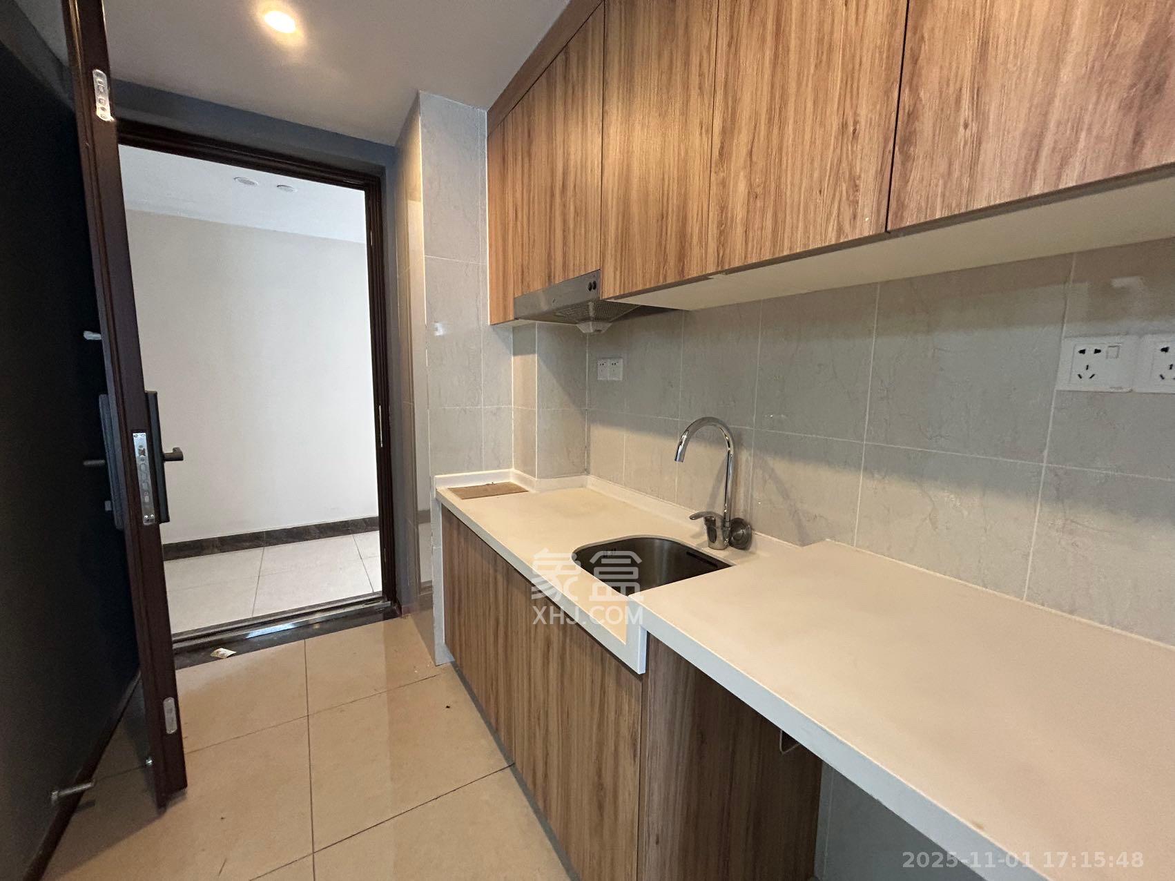 佳兆业云顶都汇 1室1厅1卫 1160.0元/月 佳兆业云顶都汇 1室1厅1卫 1160.0元/月室内图