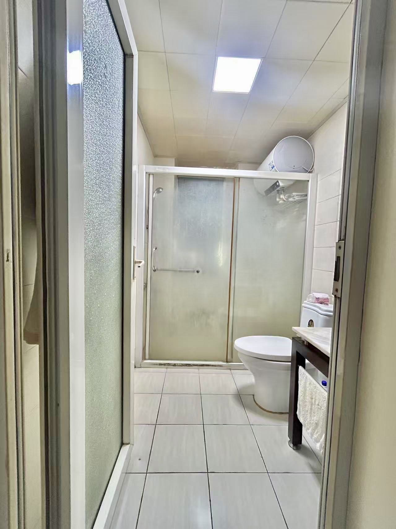 万利隆花园 3室2厅2卫 3800.0元/月 万利隆花园 3室2厅2卫 3800.0元/月室内图