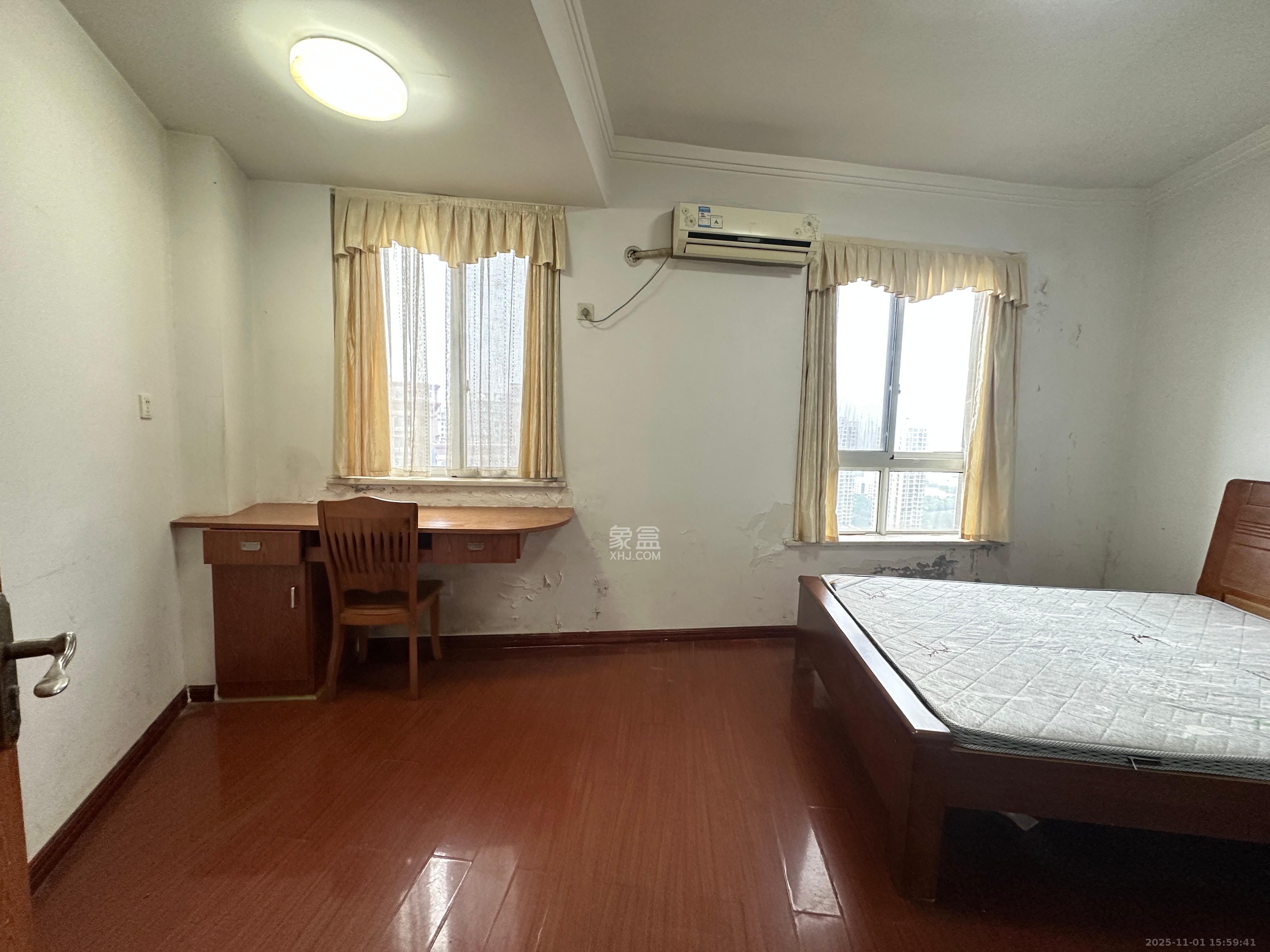 爱琴海岸  2室2厅1卫    1400.0元/月室内图