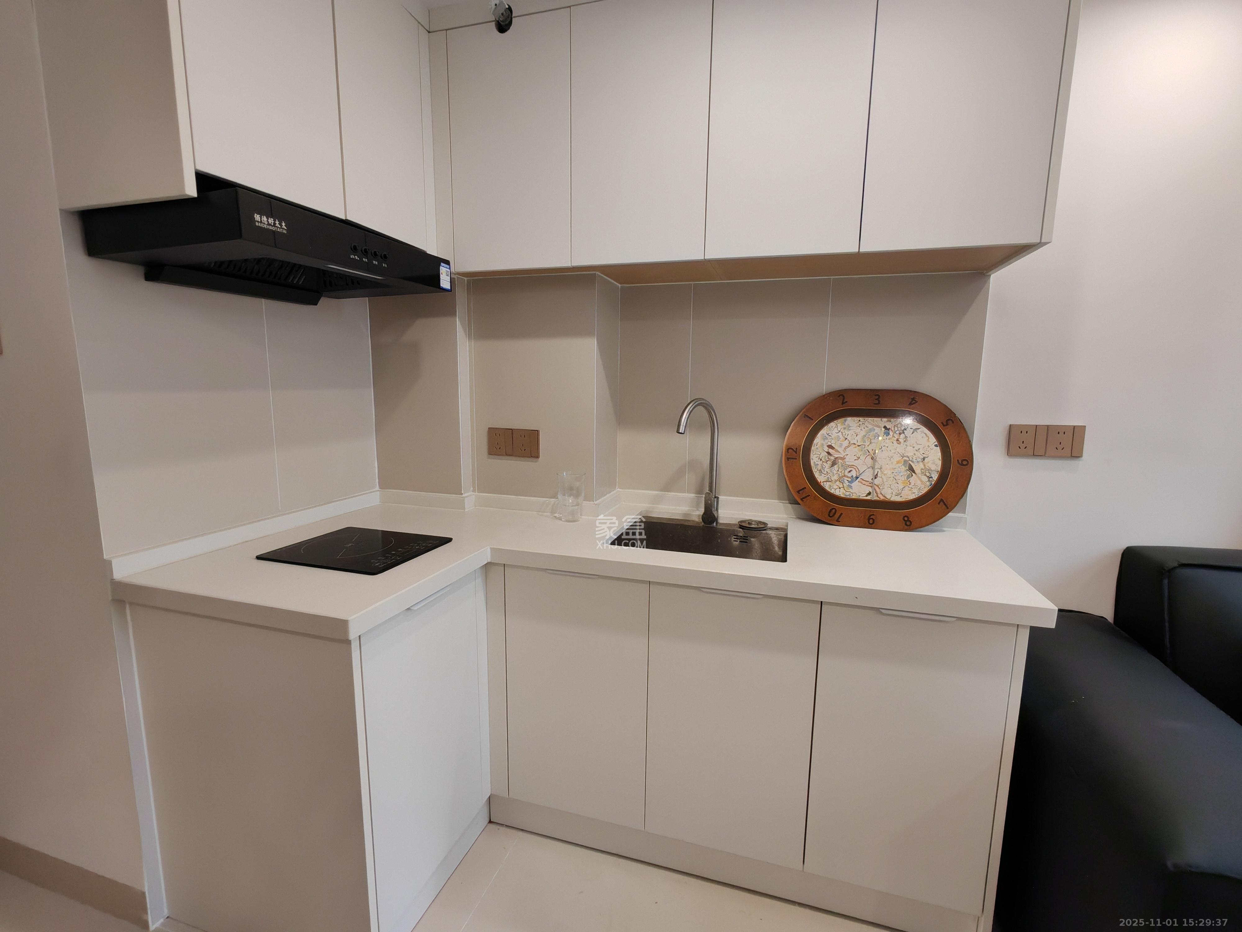 珠江花城好世界 2室1厅1卫 2400.0元/月 珠江花城好世界 2室1厅1卫 2400.0元/月室内图