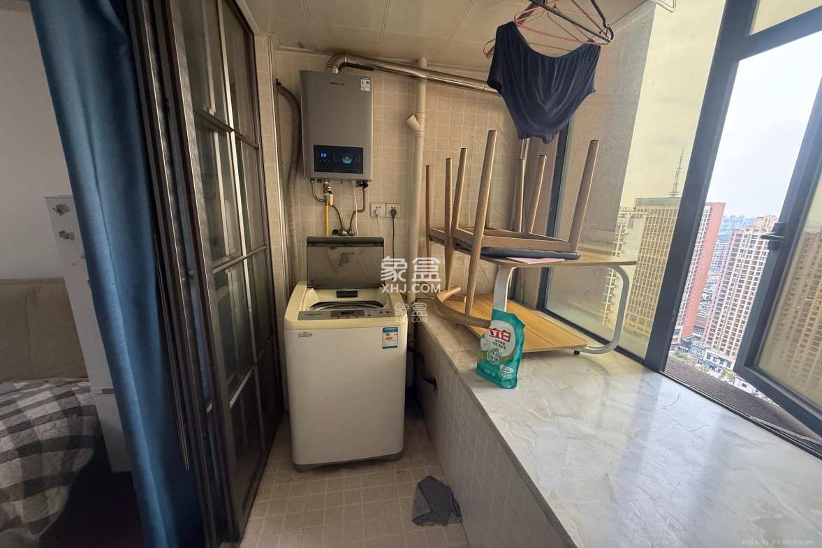 爱都(IDO) 1室1厅1卫 1400.0元/月 爱都(IDO) 1室1厅1卫 1400.0元/月室内图