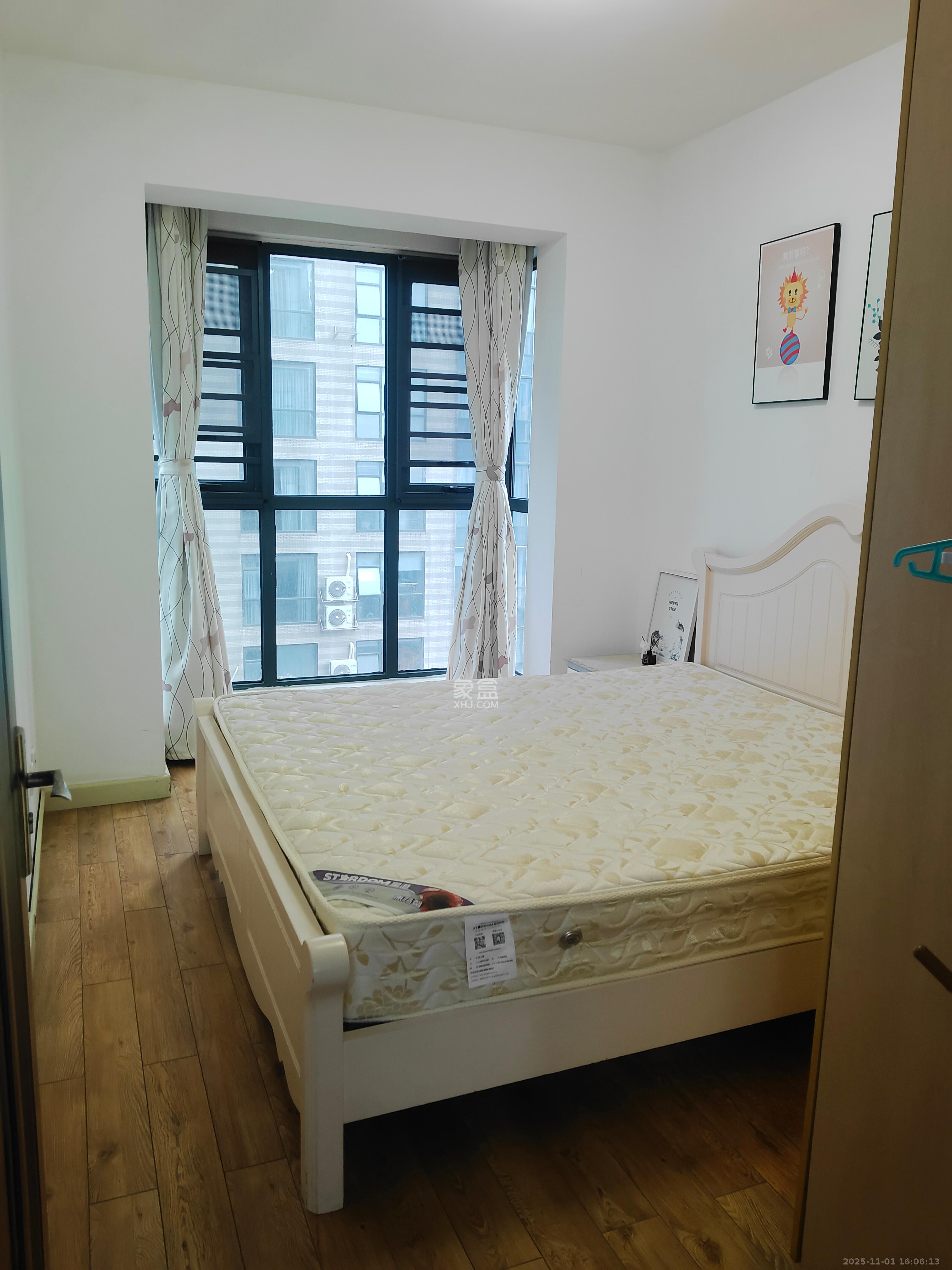 中天广场 2室2厅1卫 3500.0元/月 中天广场 2室2厅1卫 3500.0元/月室内图