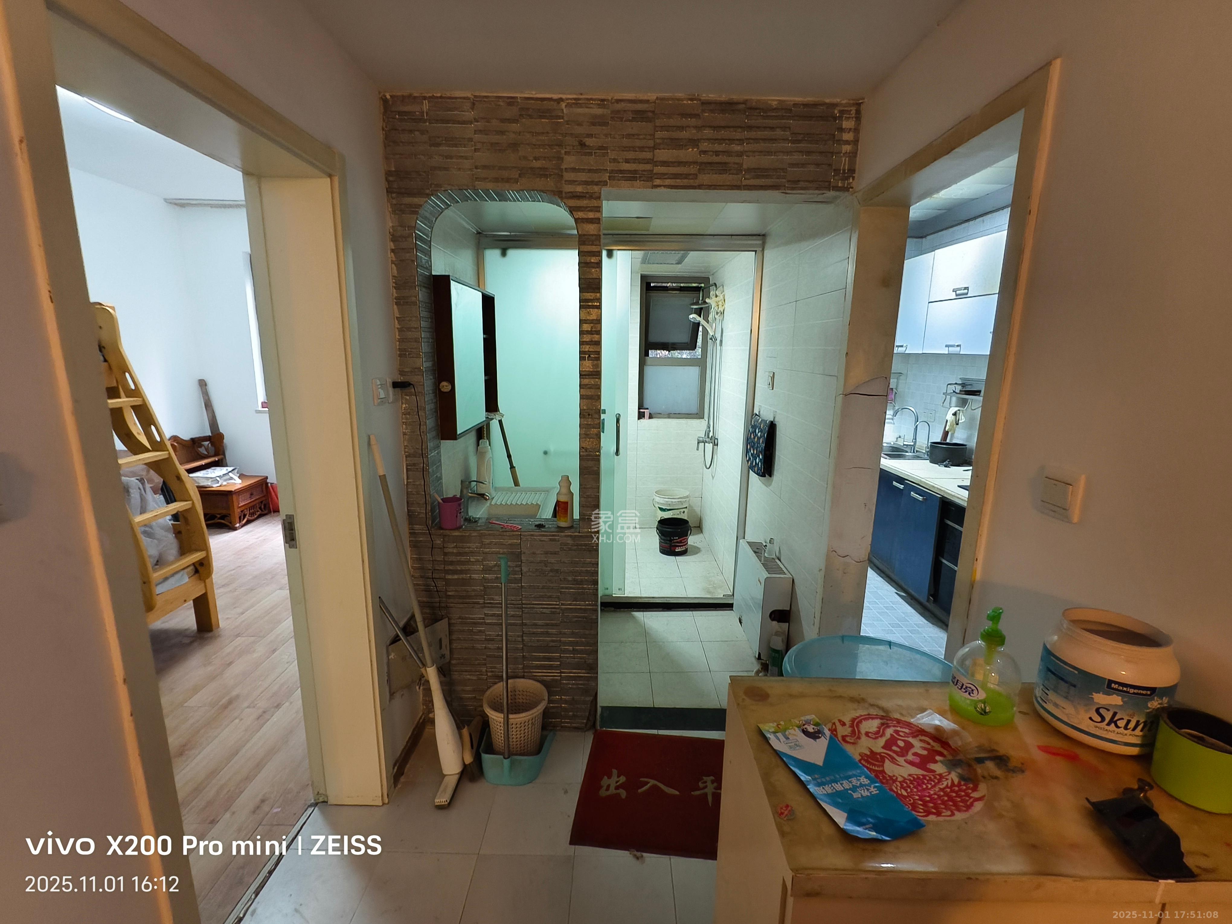 怡海星城 3室2厅1卫 1900.0元/月 怡海星城 3室2厅1卫 1900.0元/月室内图