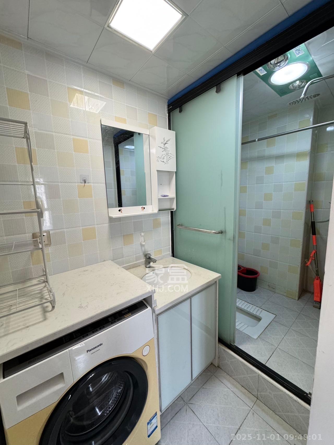 欧亚达国际广场  2室1厅2卫    2000.0元/月室内图