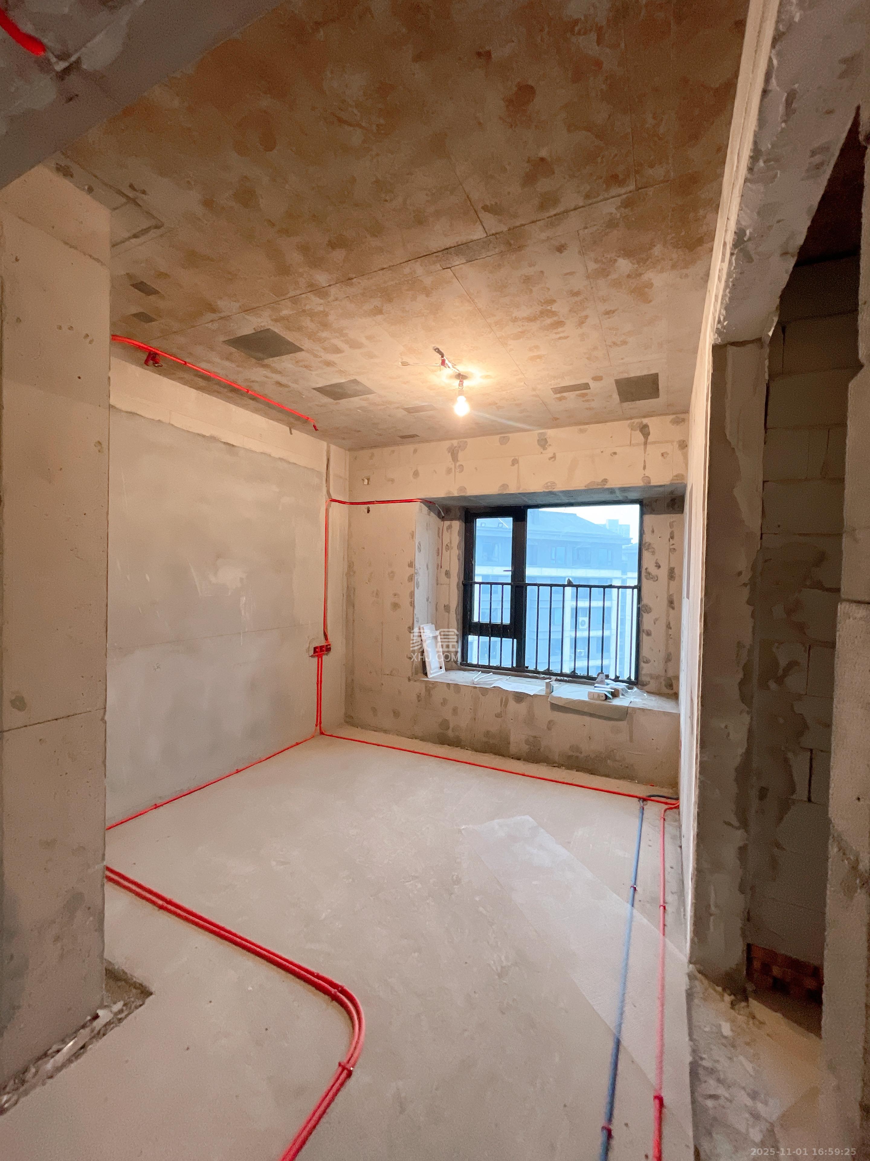 越秀栖山悦府  4室2厅2卫    2000.0元/月室内图