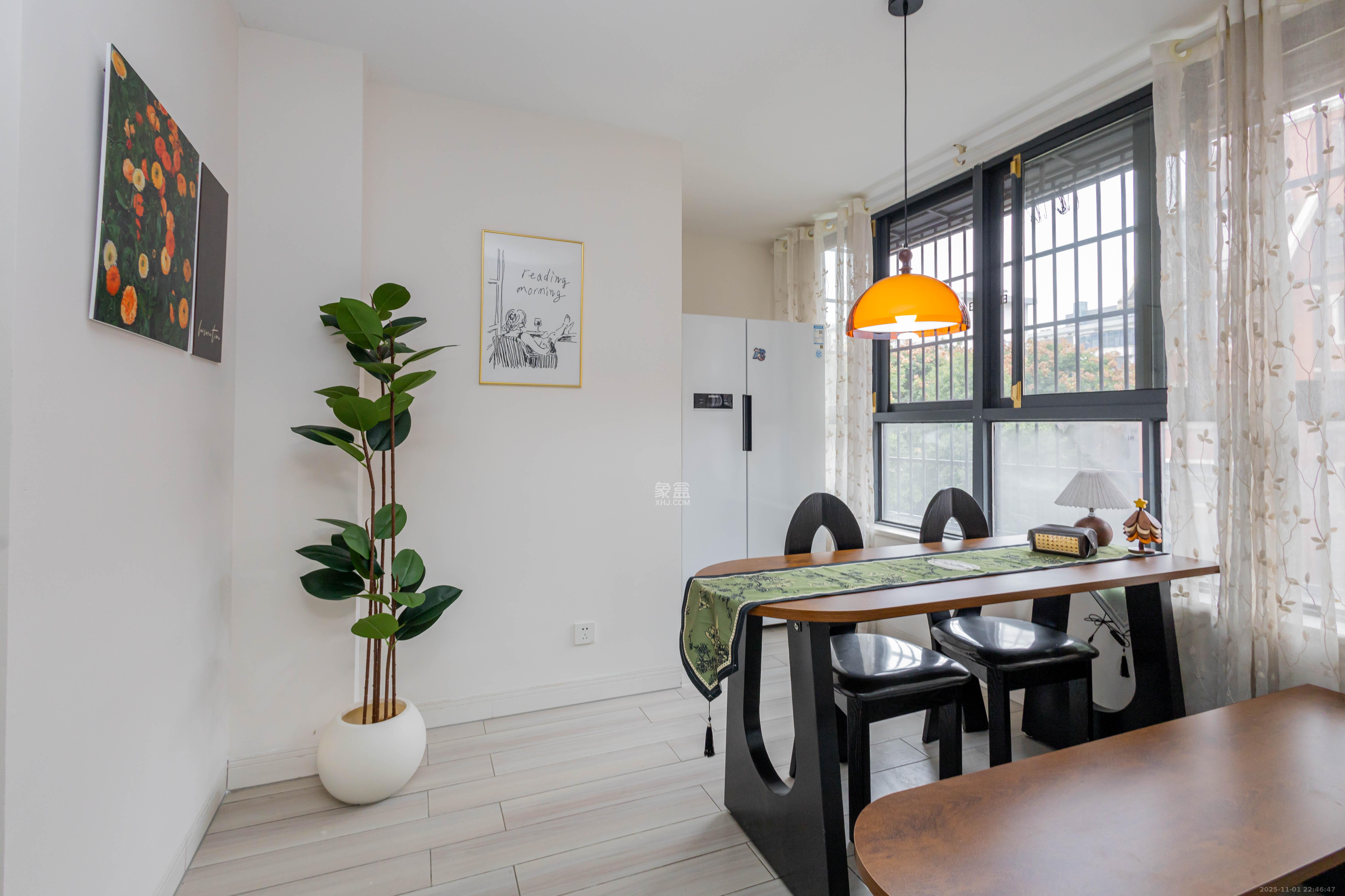 辉宏橄榄城  4室2厅2卫    105.0万 辉宏橄榄城  4室2厅2卫    105.0万客厅