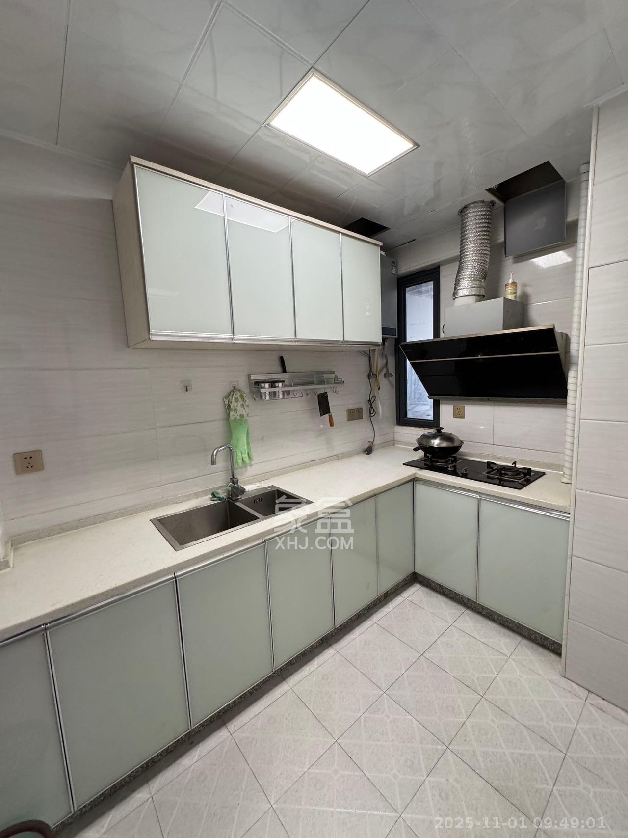 欧亚达国际广场 2室1厅2卫 2000.0元/月 欧亚达国际广场 2室1厅2卫 2000.0元/月室内图