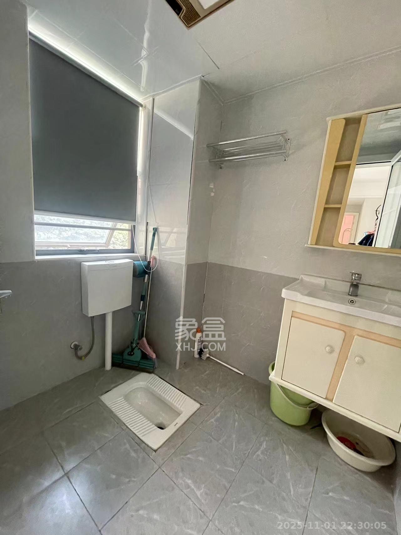 骑龙大街(骑龙苑) 2室1厅1卫 2400.0元/月 骑龙大街(骑龙苑) 2室1厅1卫 2400.0元/月室内图