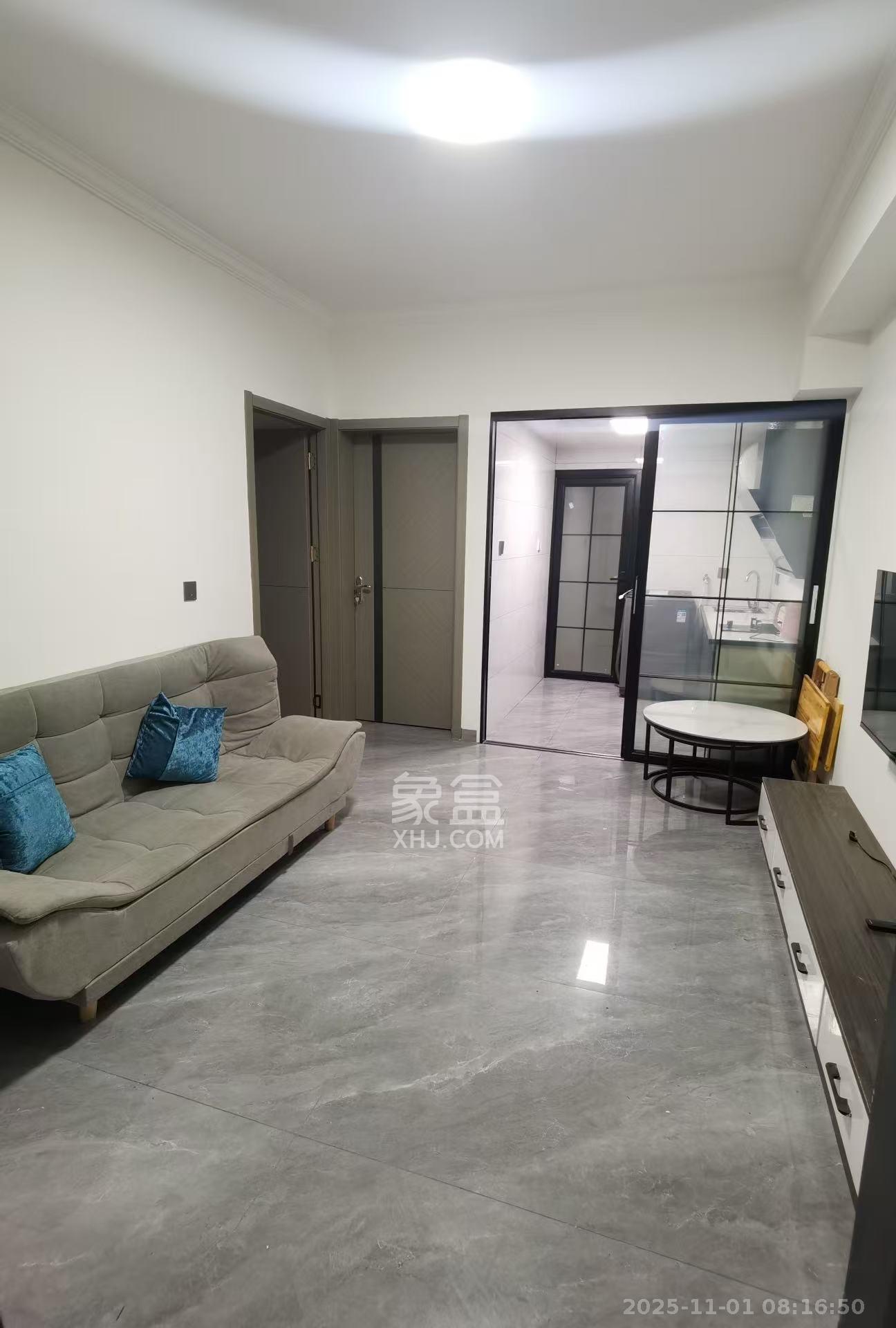 东岸梅园小区  2室1厅1卫    1800.0元/月室内图1