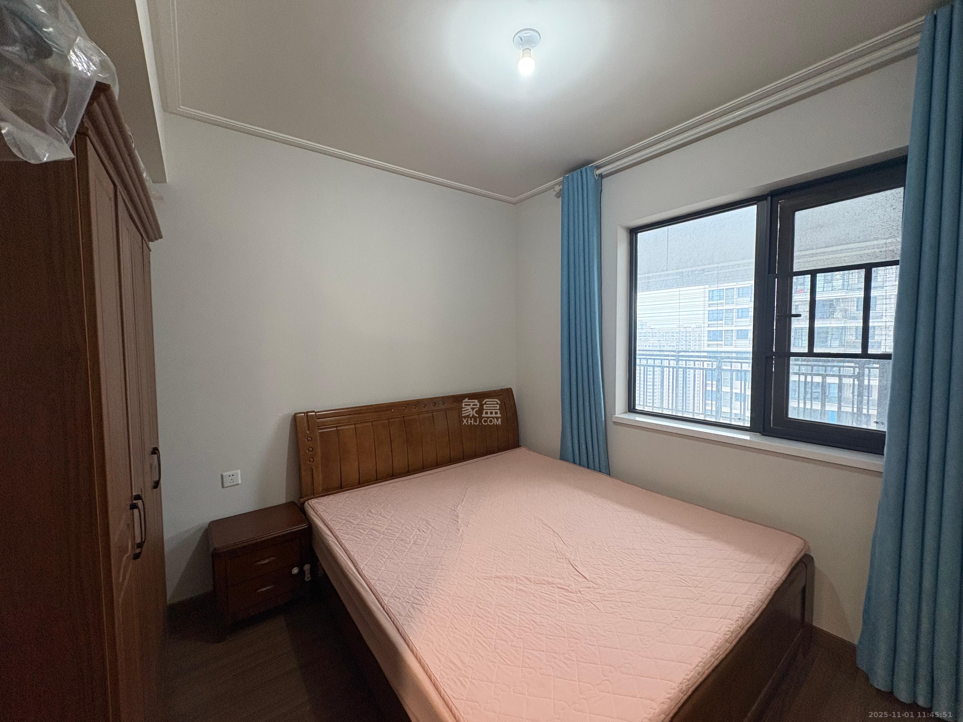 保利中环广场(保利中悦苑) 4室2厅2卫 4000.0元/月 保利中环广场(保利中悦苑) 4室2厅2卫 4000.0元/月室内图