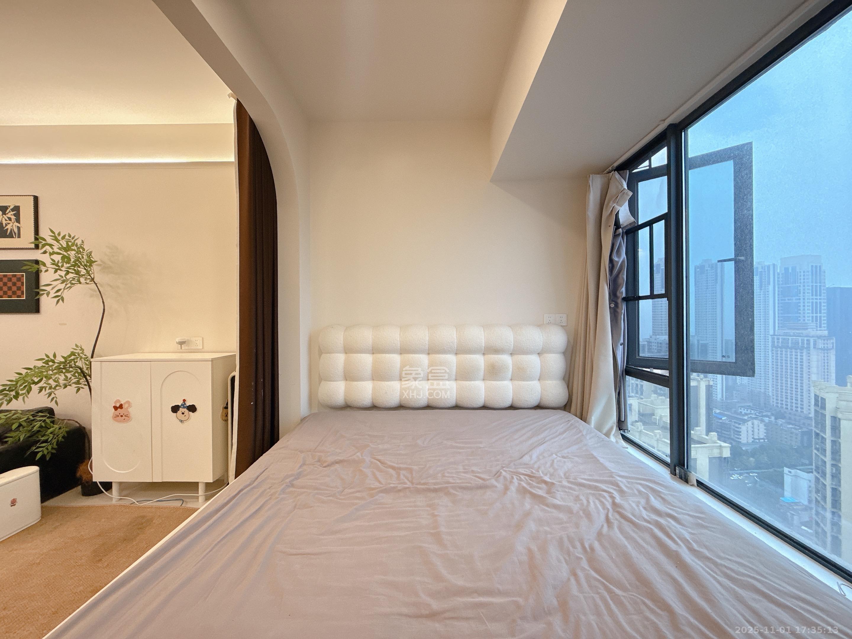 天健城 1室1厅1卫 2700.0元/月 天健城 1室1厅1卫 2700.0元/月室内图