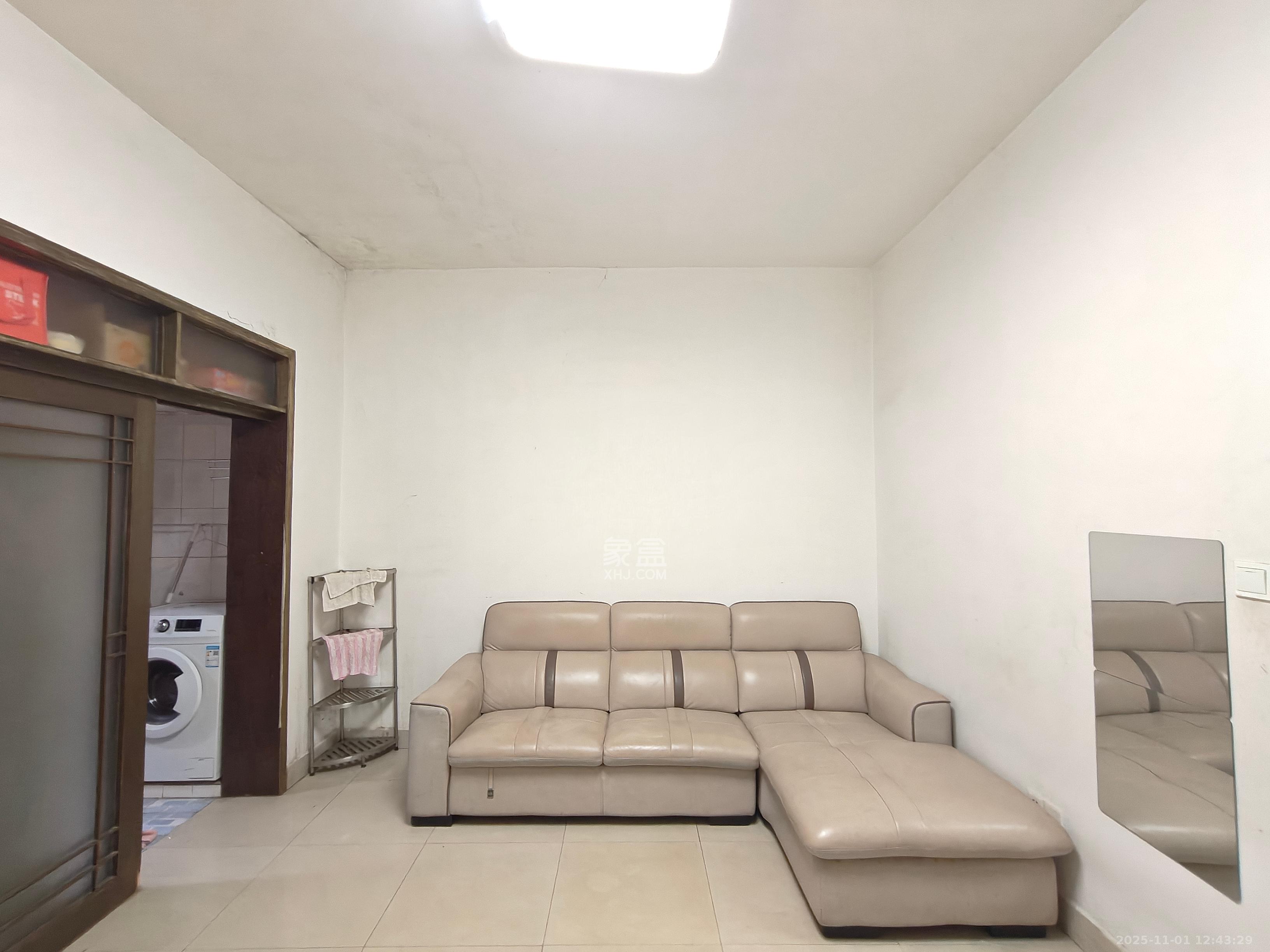 省商务厅宿舍  2室1厅1卫    1700.0元/月 省商务厅宿舍  2室1厅1卫    1700.0元/月