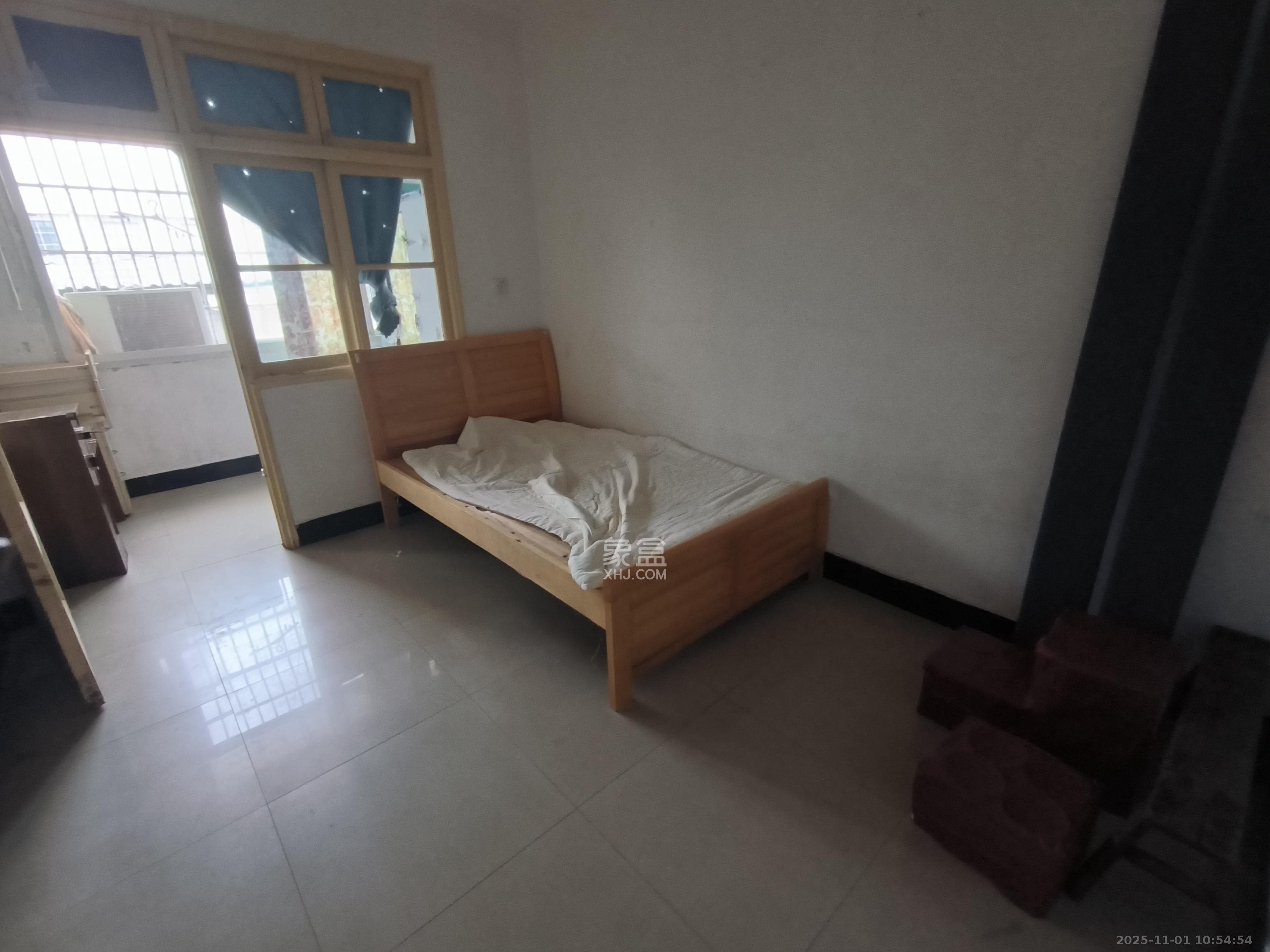 利园小区  1室0厅0卫    1200.0元/月 利园小区  1室0厅0卫    1200.0元/月室内图