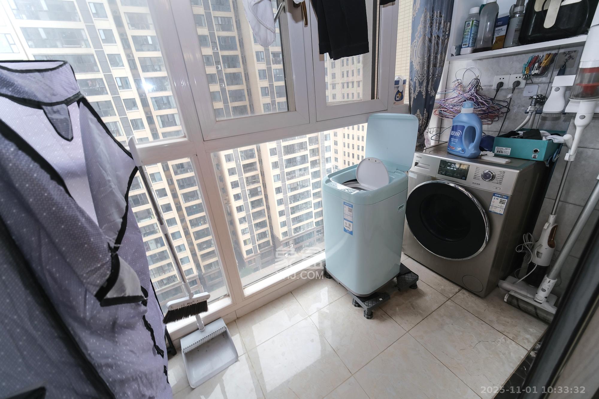 星雅美辰 3室2厅2卫 105.0万 星雅美辰 3室2厅2卫 105.0万阳台