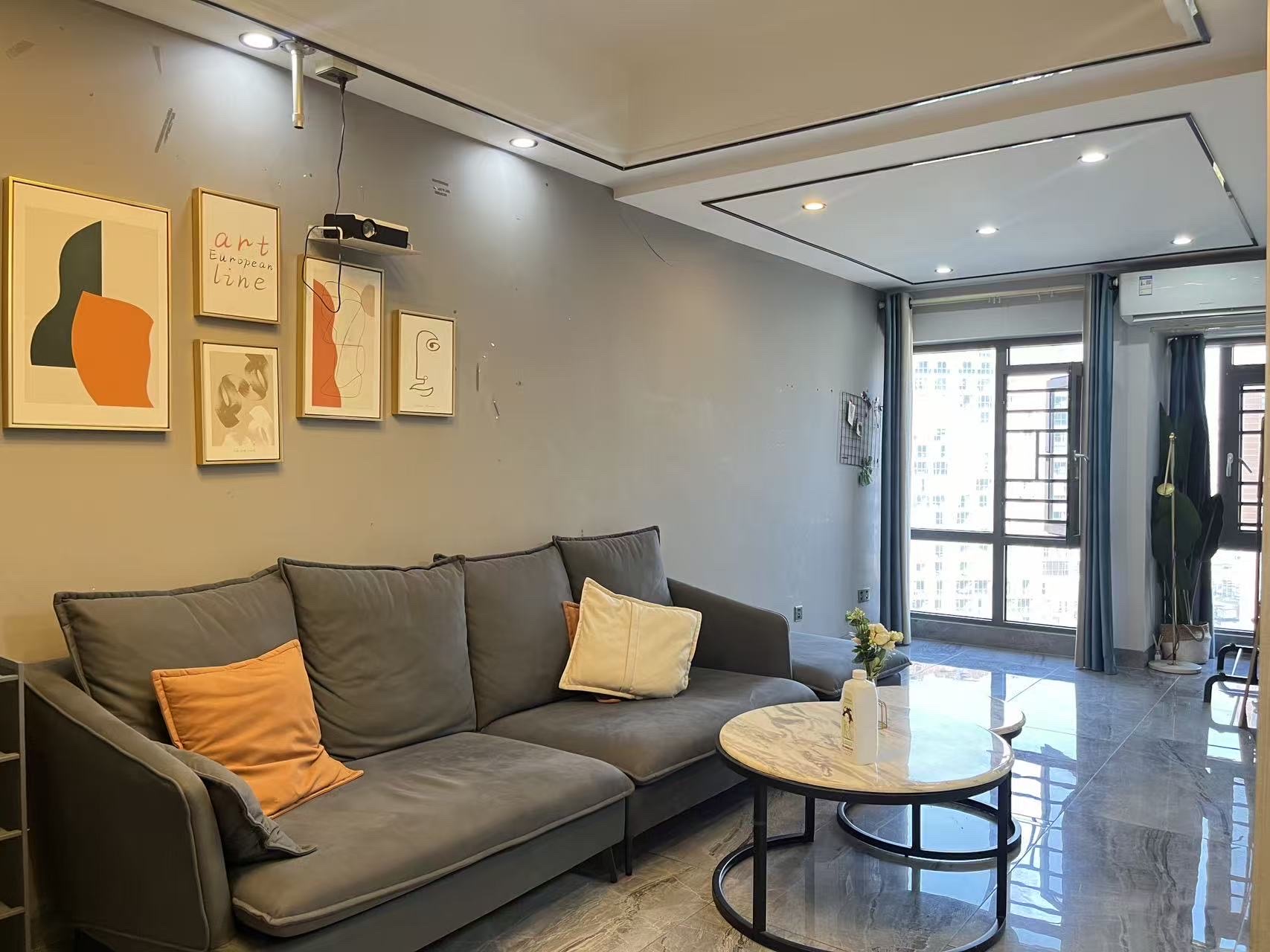 金钟大雁城 1室1厅1卫 2200.0元/月 金钟大雁城 1室1厅1卫 2200.0元/月室内图