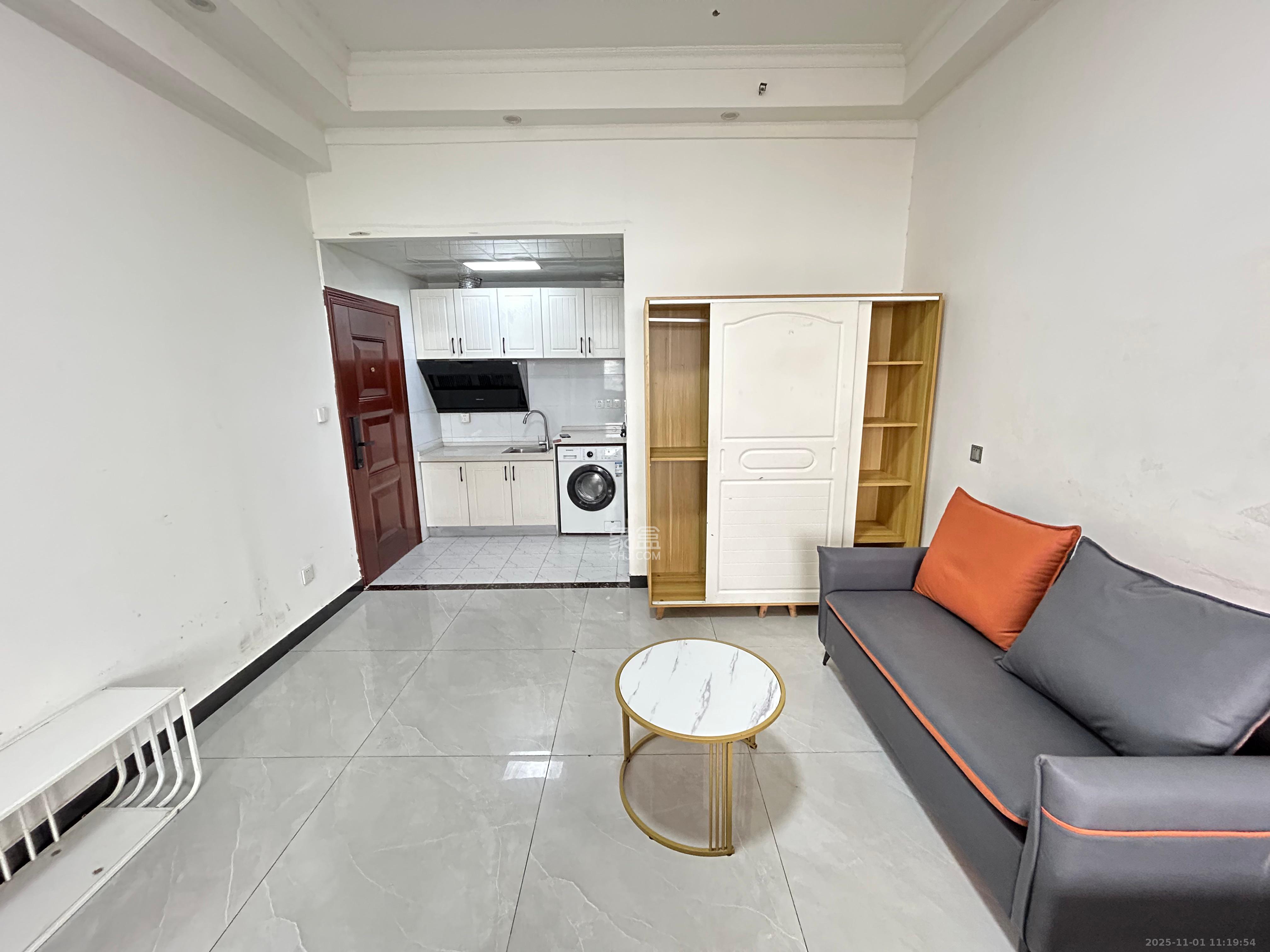 西子湖畔沃府  1室1厅1卫    1700.0元/月 西子湖畔沃府  1室1厅1卫    1700.0元/月室内图