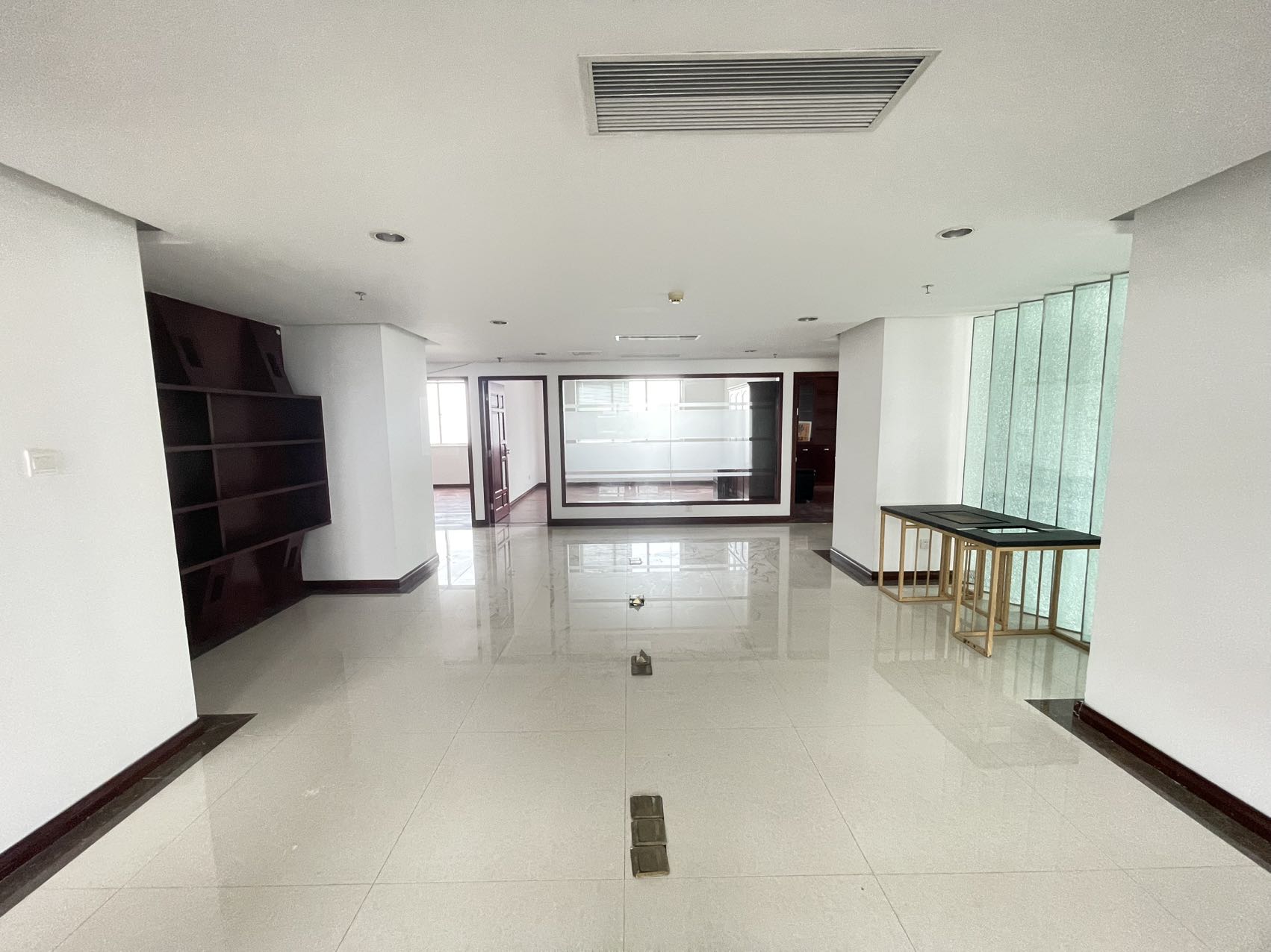 北京大厦 6室2厅4卫 13000.0元/月 北京大厦 6室2厅4卫 13000.0元/月室内图