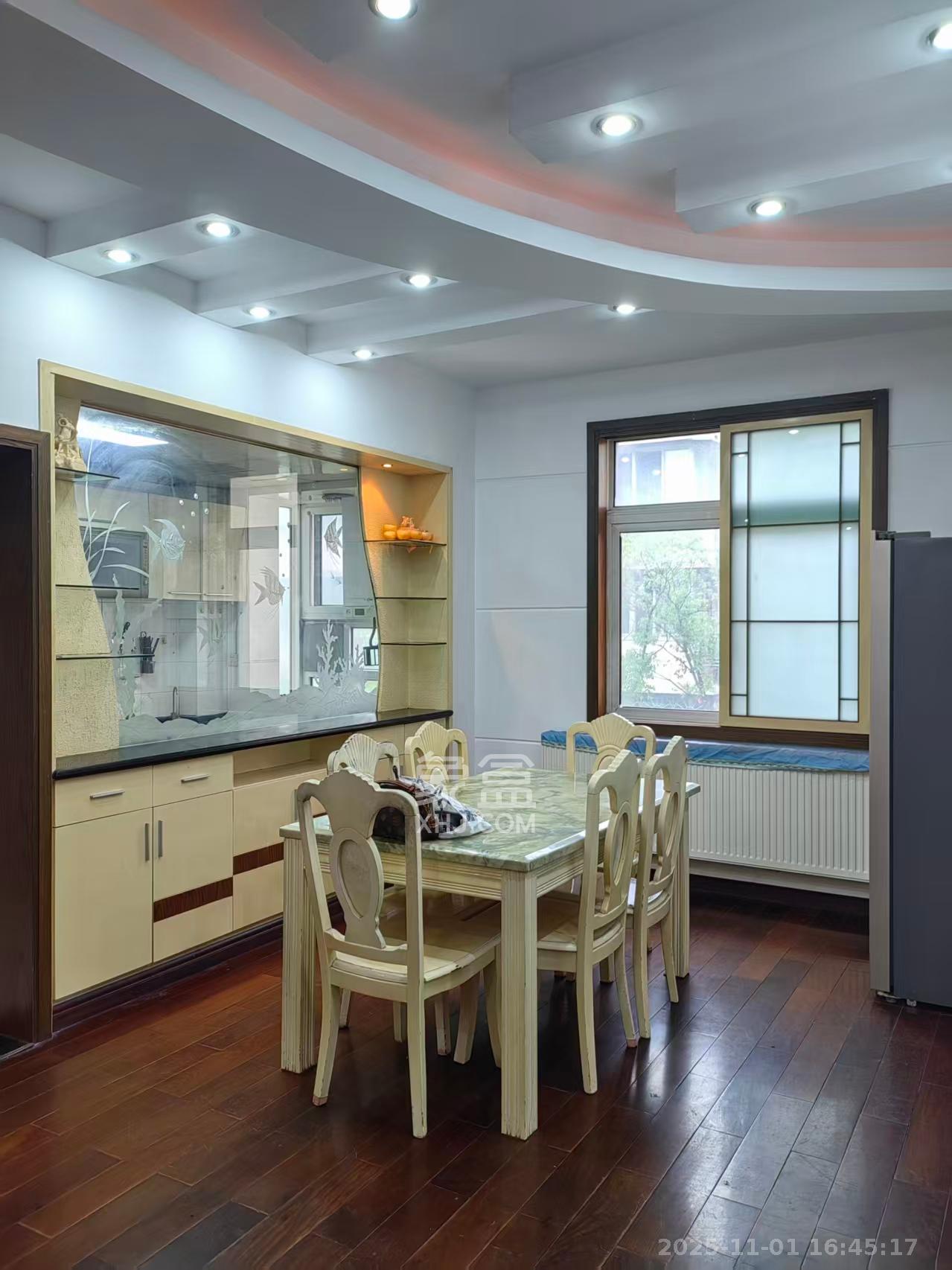 丹桂苑(国防科技大学单位房) 4室2厅2卫 3400.0元/月 丹桂苑(国防科技大学单位房) 4室2厅2卫 3400.0元/月室内图