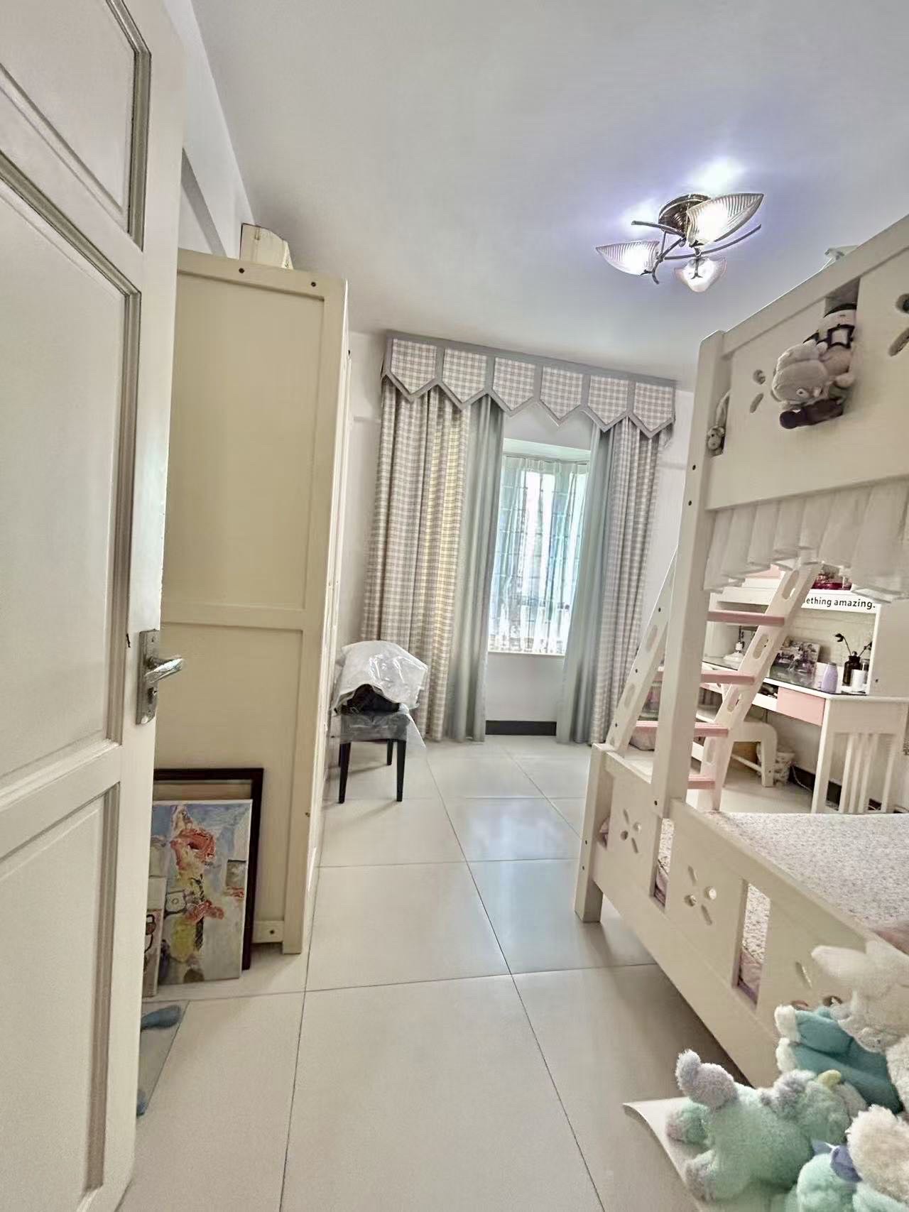 万利隆花园 3室2厅2卫 3800.0元/月 万利隆花园 3室2厅2卫 3800.0元/月室内图