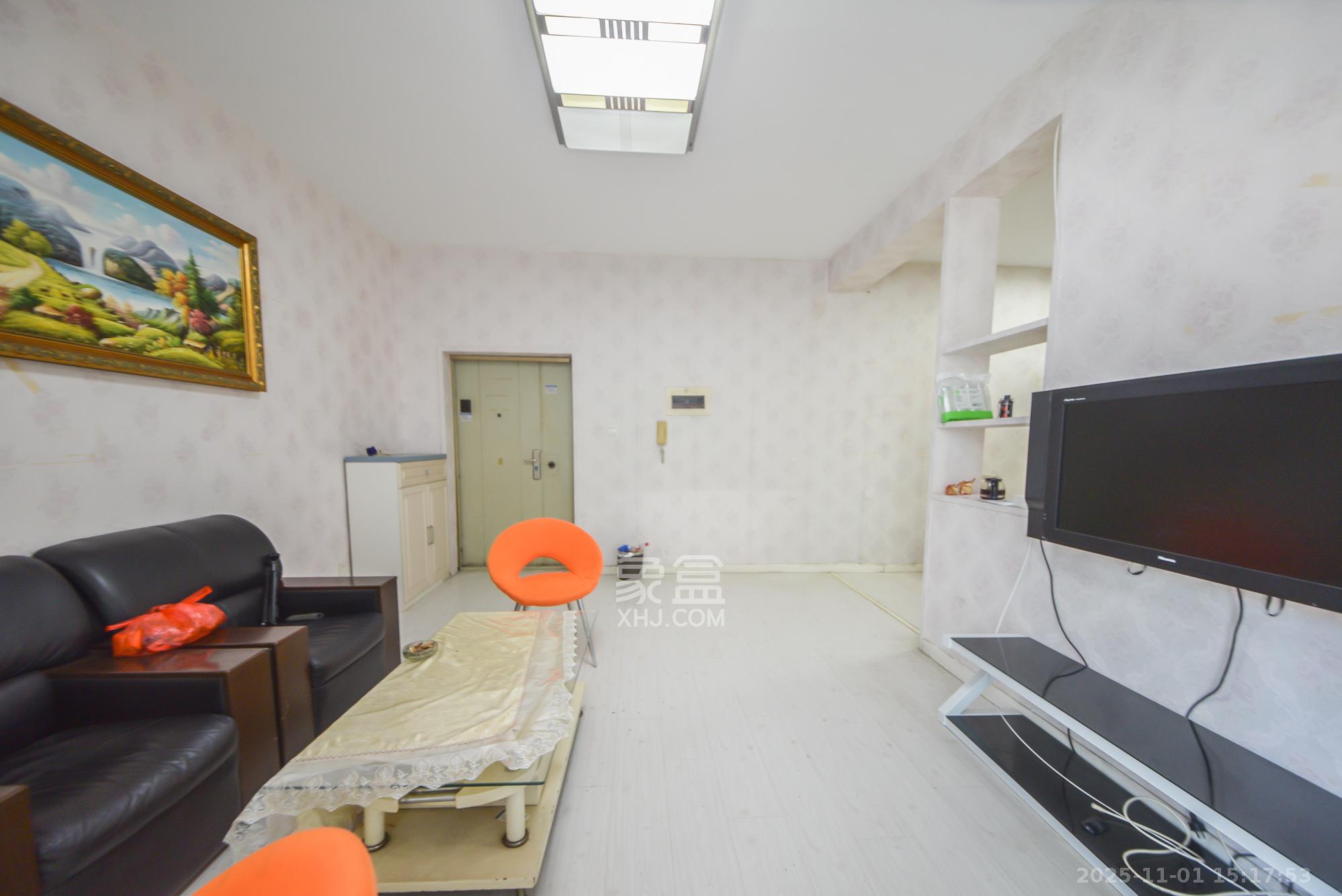 名都花园  2室2厅1卫    2000.0元/月室内图