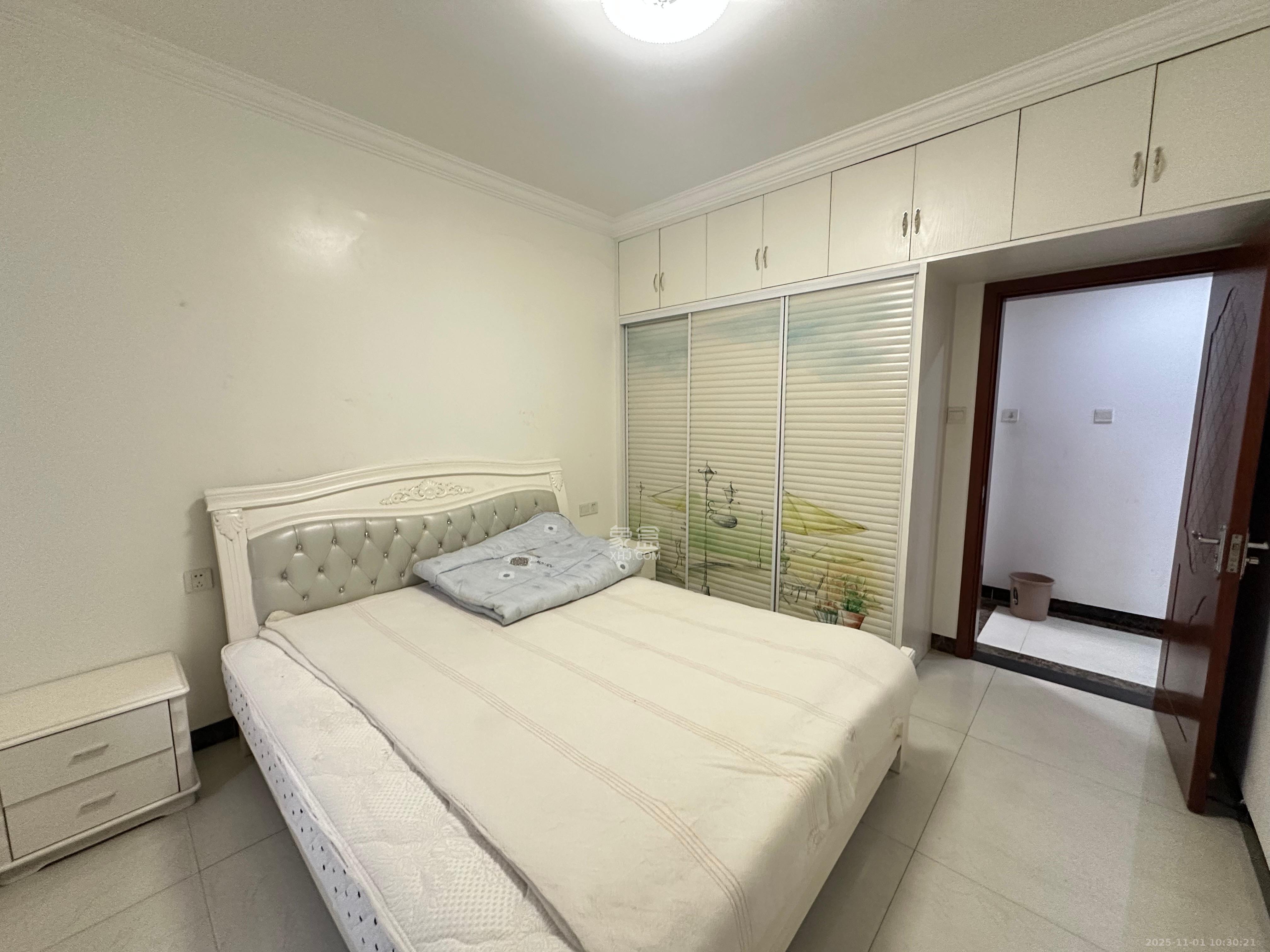 秀峰景园(领秀峰) 3室2厅1卫 1900.0元/月 秀峰景园(领秀峰) 3室2厅1卫 1900.0元/月室内图