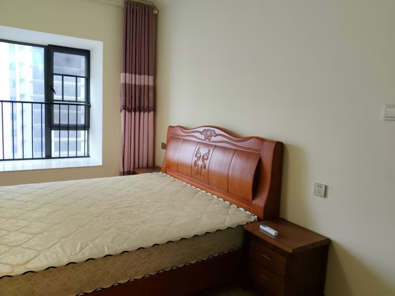 碧桂园梓山府 3室2厅2卫 1800.0元/月 碧桂园梓山府 3室2厅2卫 1800.0元/月室内图