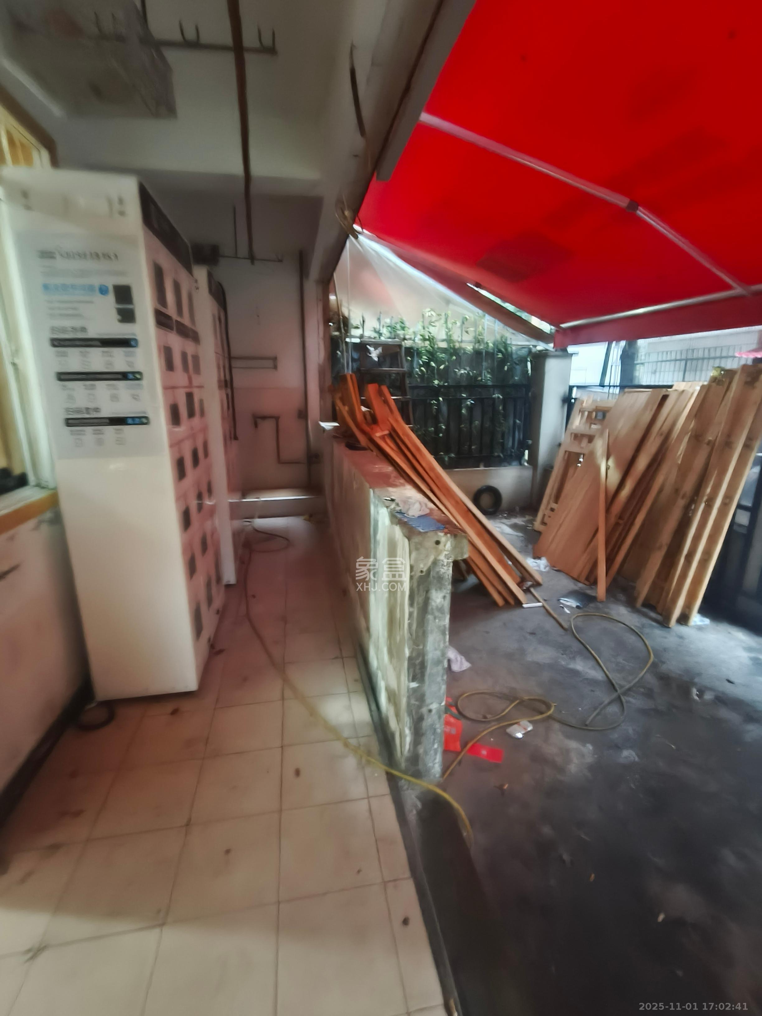 人民新村  3室1厅1卫    3600.0元/月室内图