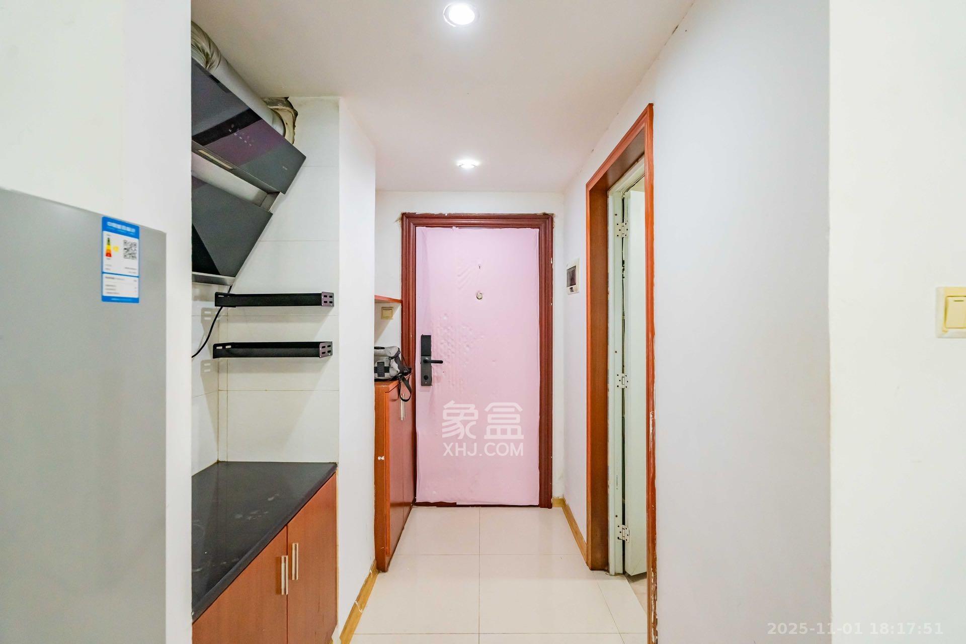 名富公寓  1室1厅1卫    1700.0元/月室内图