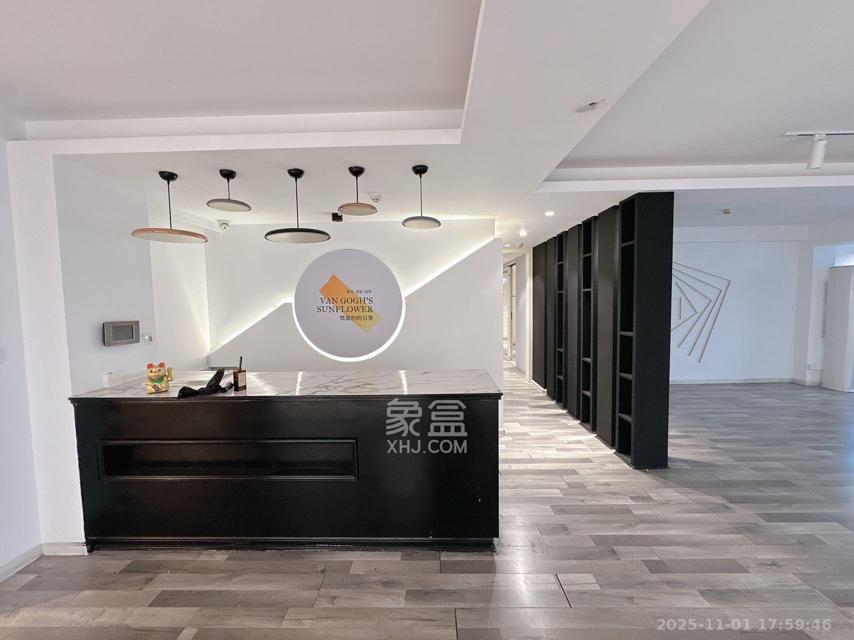 潮宗御苑 3室2厅1卫 5500.0元/月 潮宗御苑 3室2厅1卫 5500.0元/月室内图