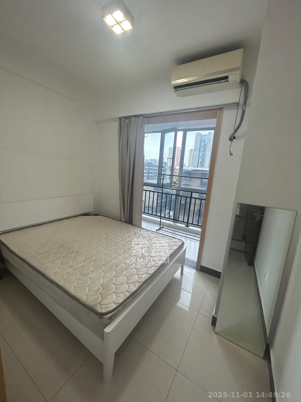 五一中央领御  3室1厅1卫    3500.0元/月室内图