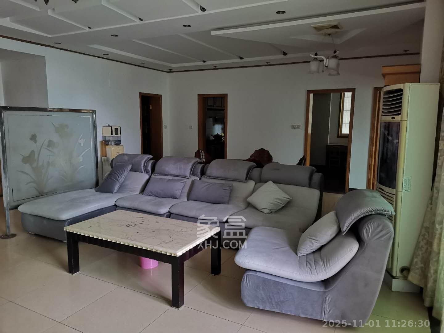 维一星城  3室2厅2卫    3600.0元/月