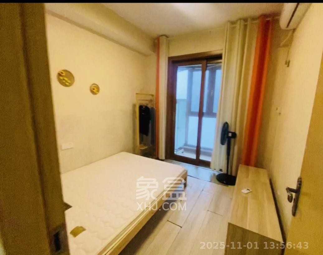 佳兆业云顶梅溪湖（佳兆业梅溪荟）  4室2厅2卫    4000.0元/月室内图