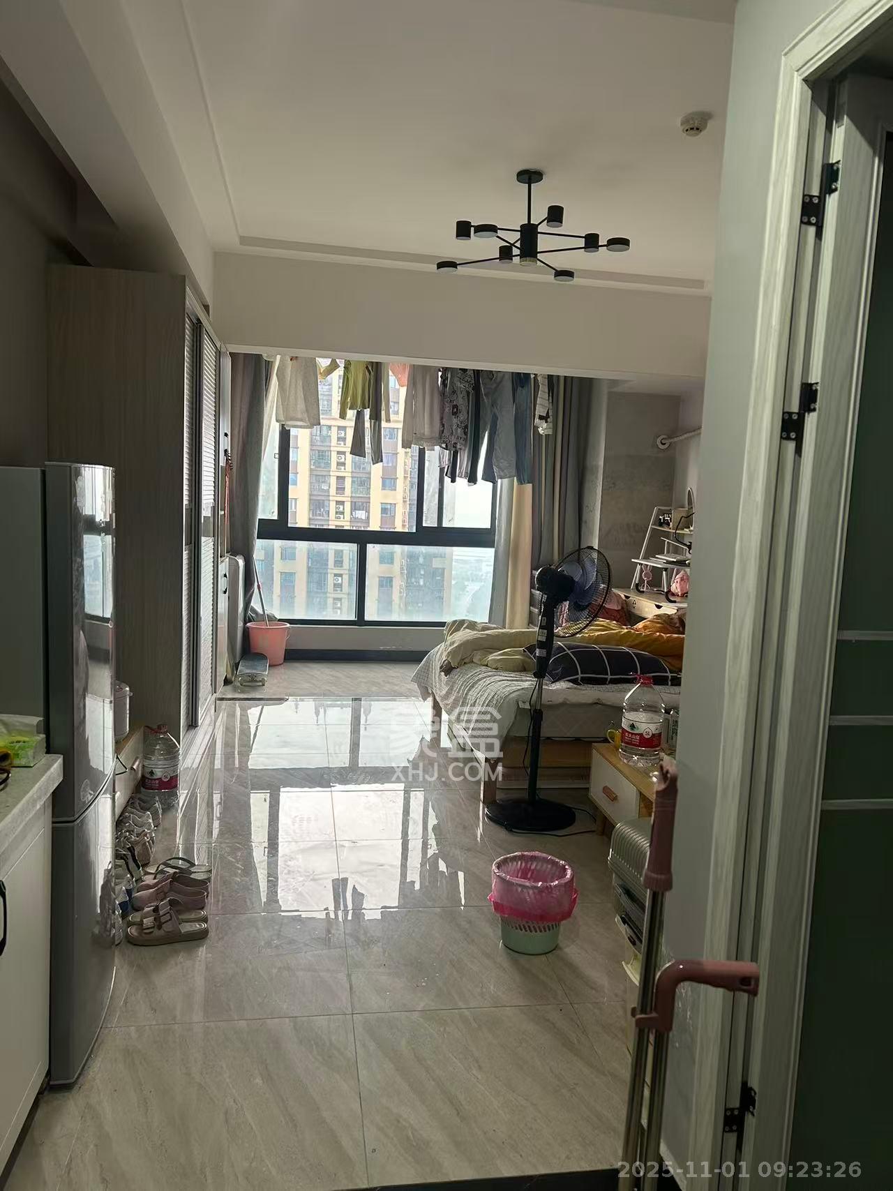 C-park天悦城(紫檀溪苑二期)  1室0厅0卫    1300.0元/月 C-park天悦城(紫檀溪苑二期)  1室0厅0卫    1300.0元/月