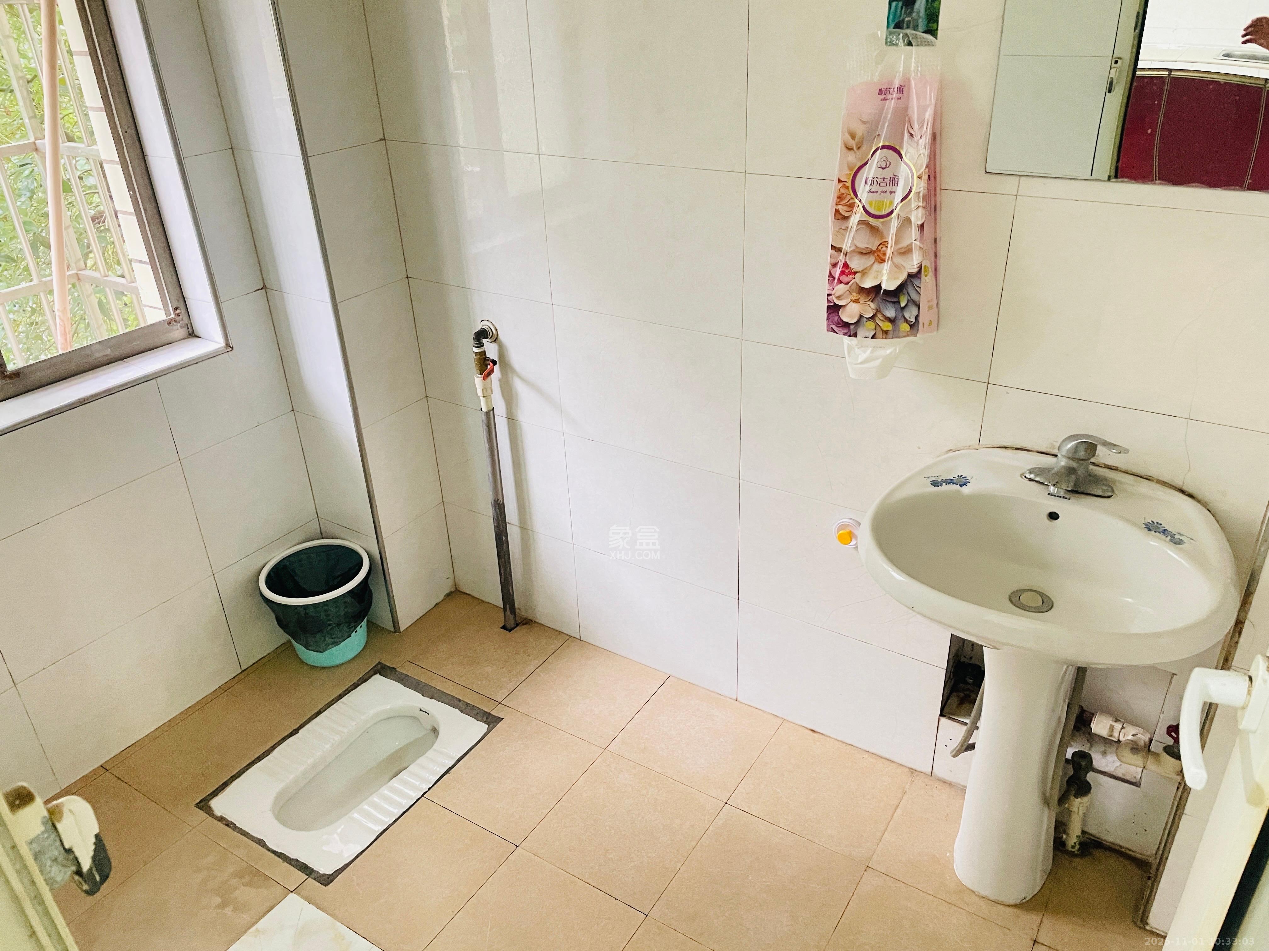 金石蓉园  2室2厅1卫    1600.0元/月室内图