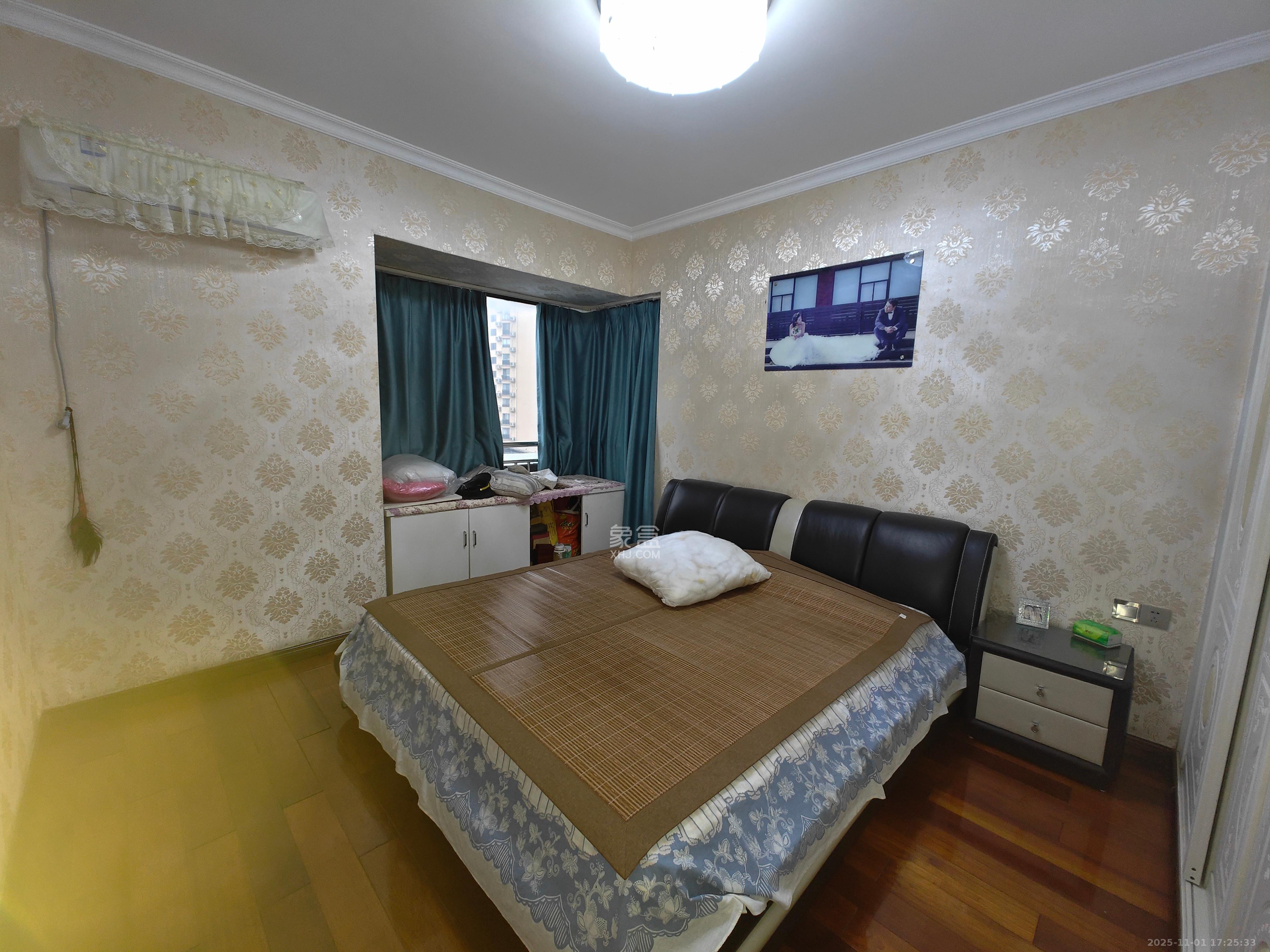 兴威帕克水岸  3室2厅1卫    2300.0元/月室内图