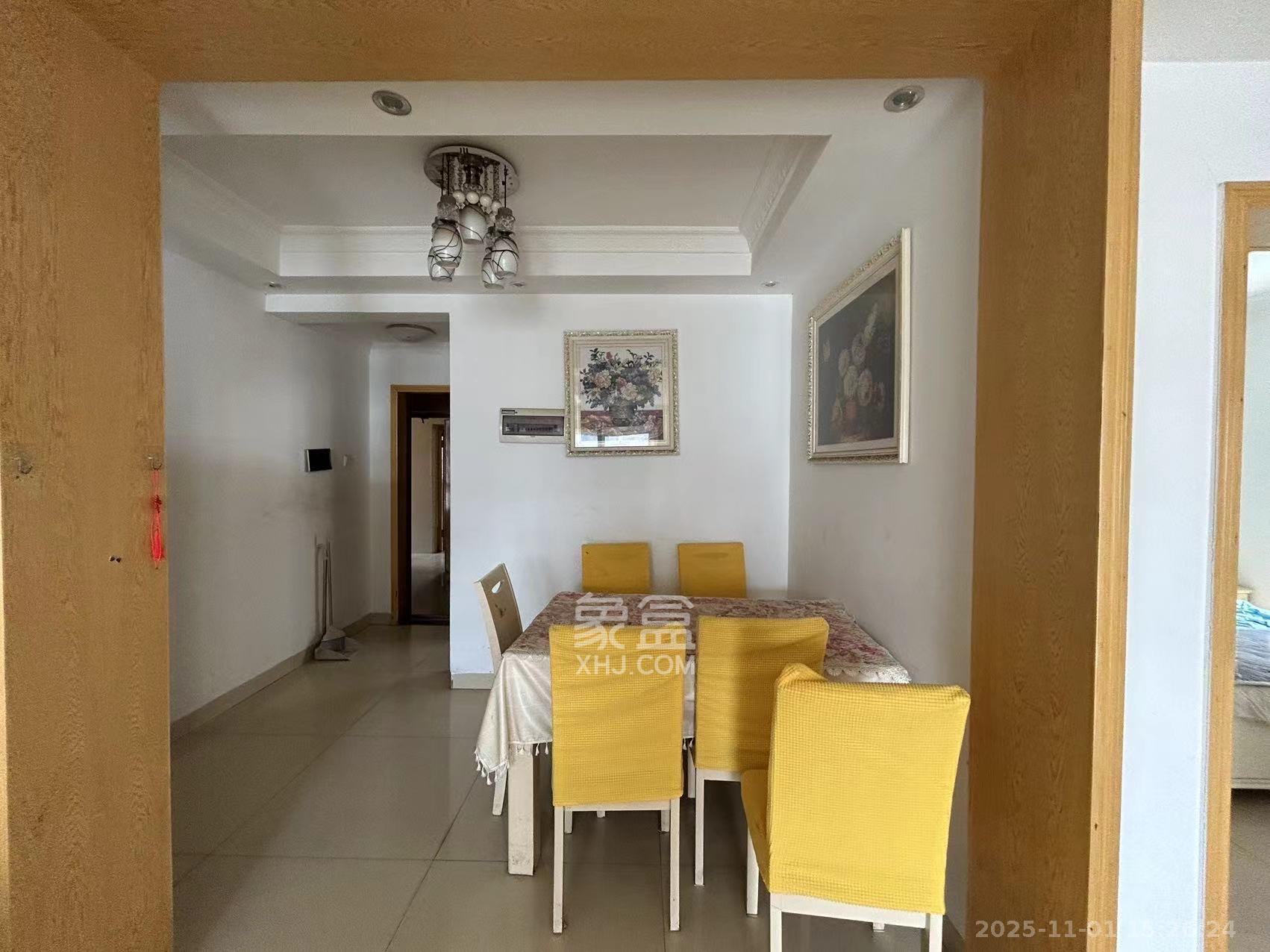 恒广国际景园一二区  2室2厅1卫    1700.0元/月室内图